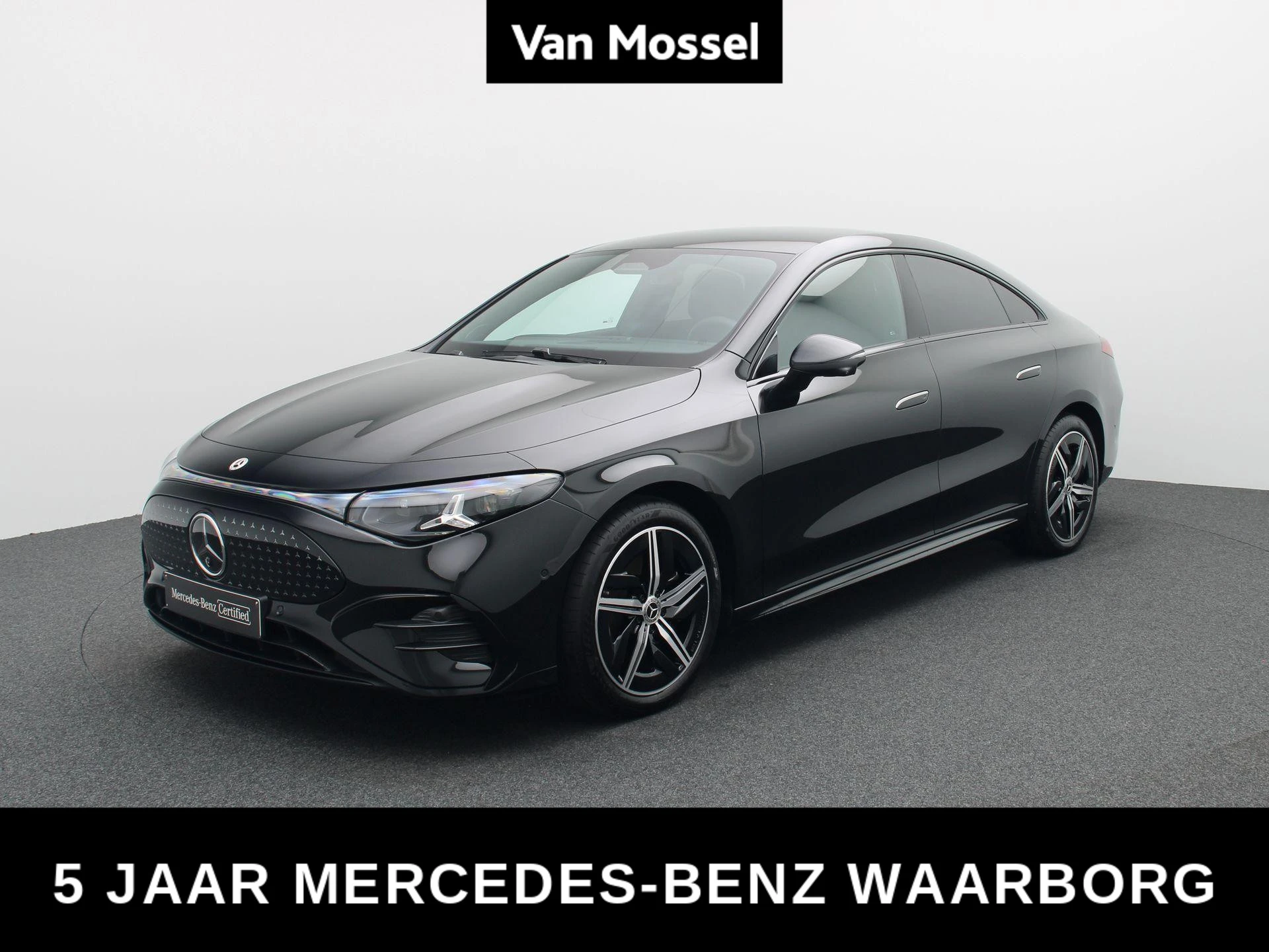Mercedes-Benz-CLA-image-0