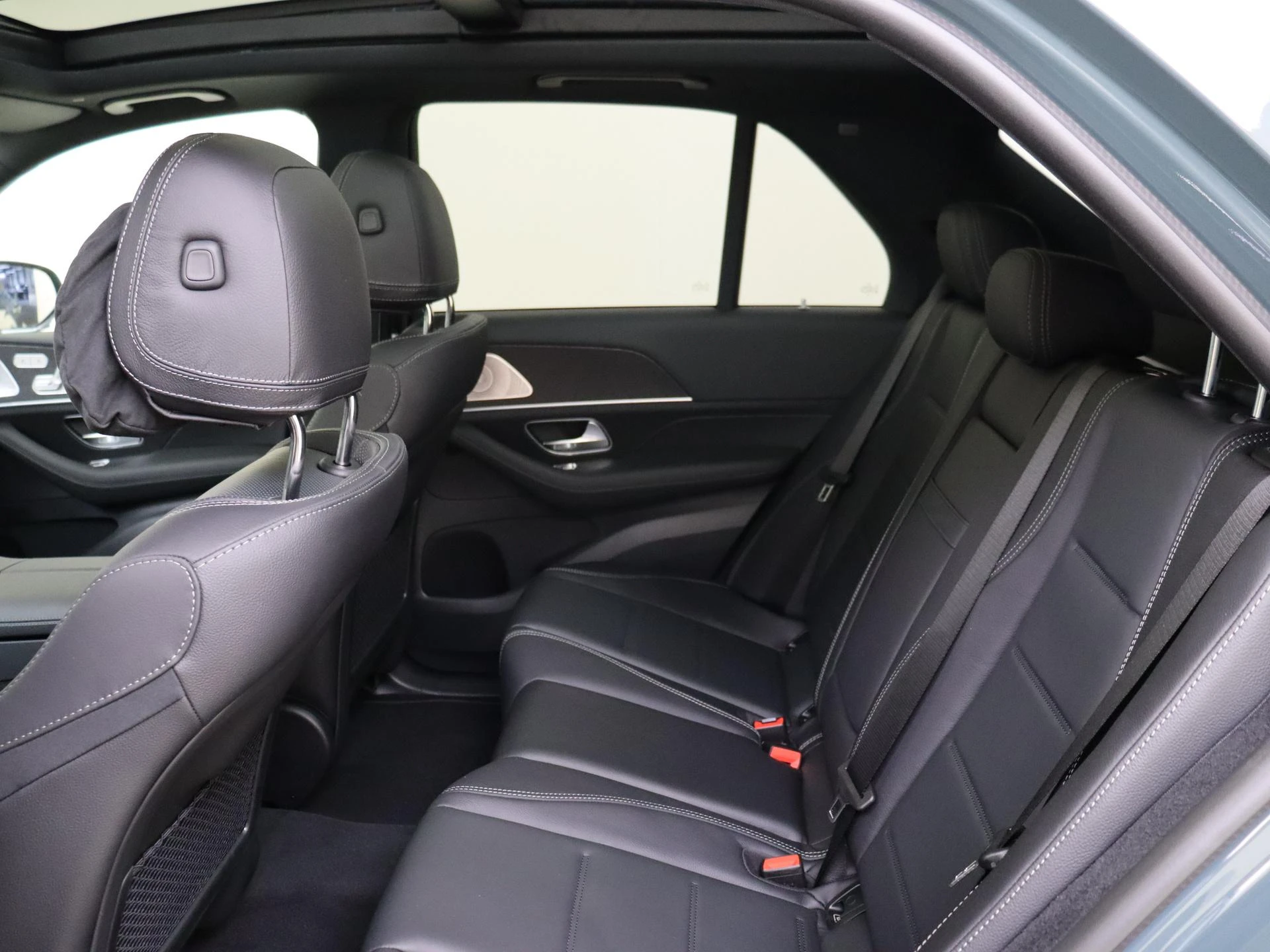 Mercedes-Benz-GLE-image-15