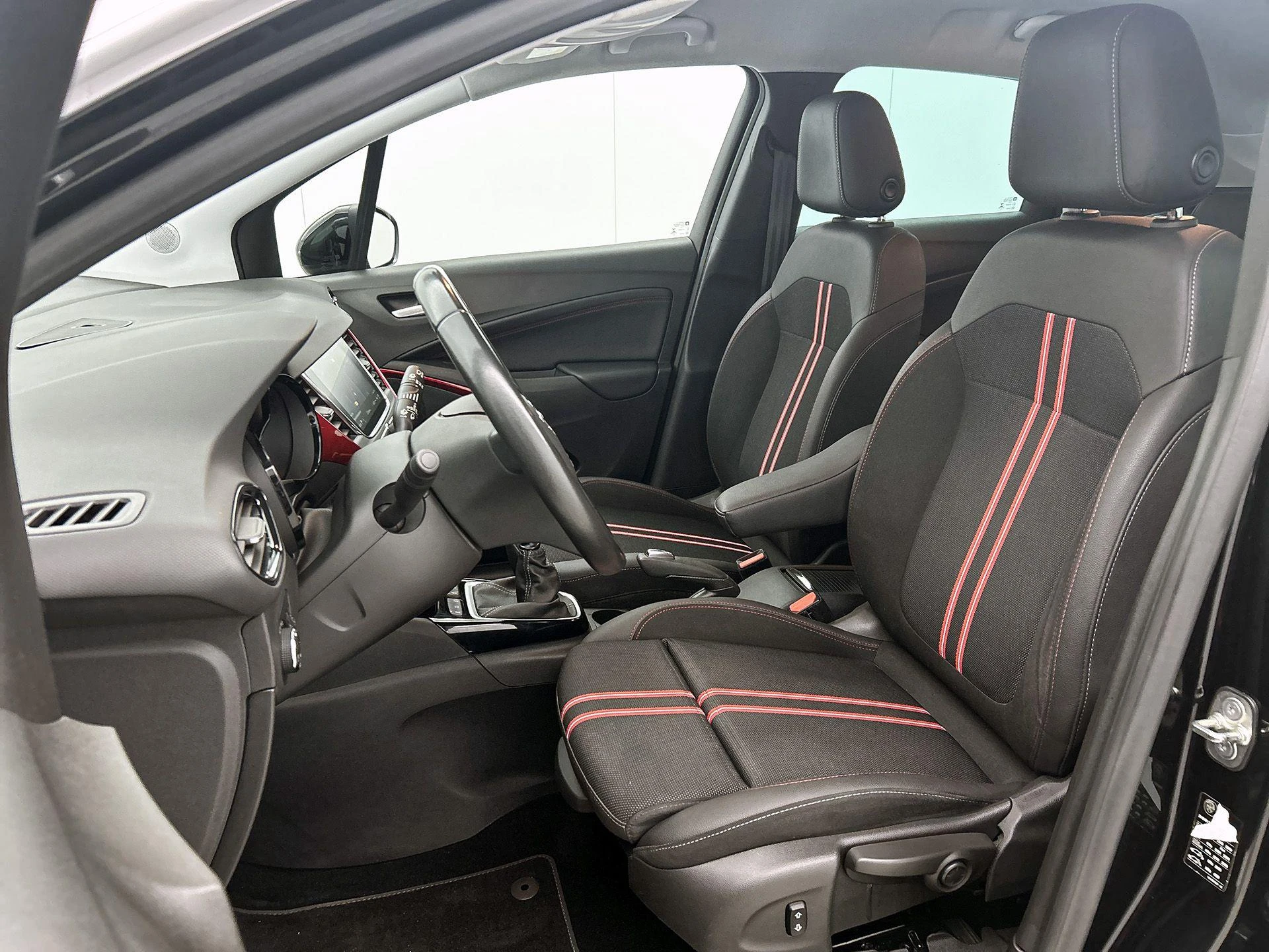 Opel-Crossland-image-33