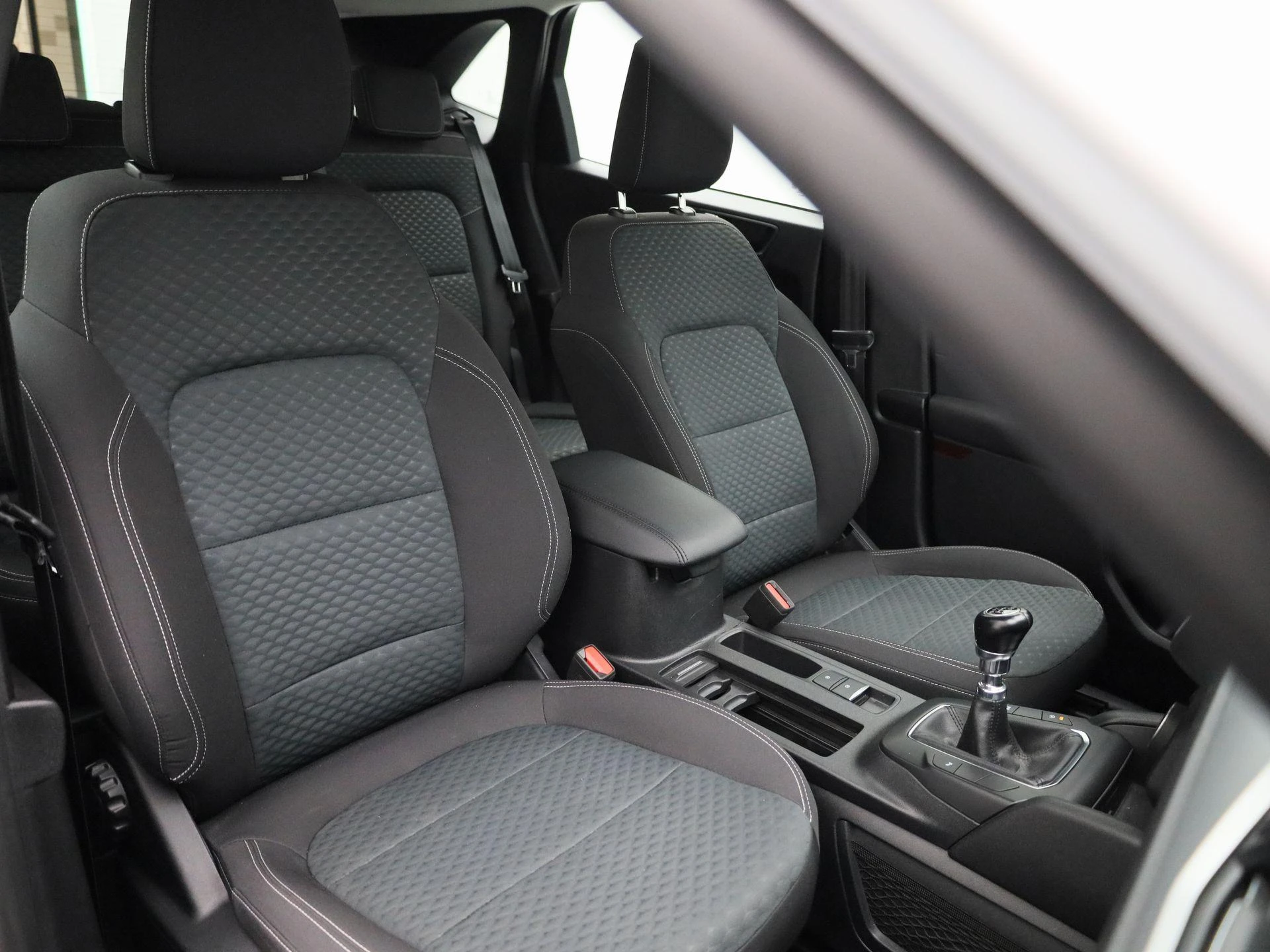 Ford-Kuga-image-33