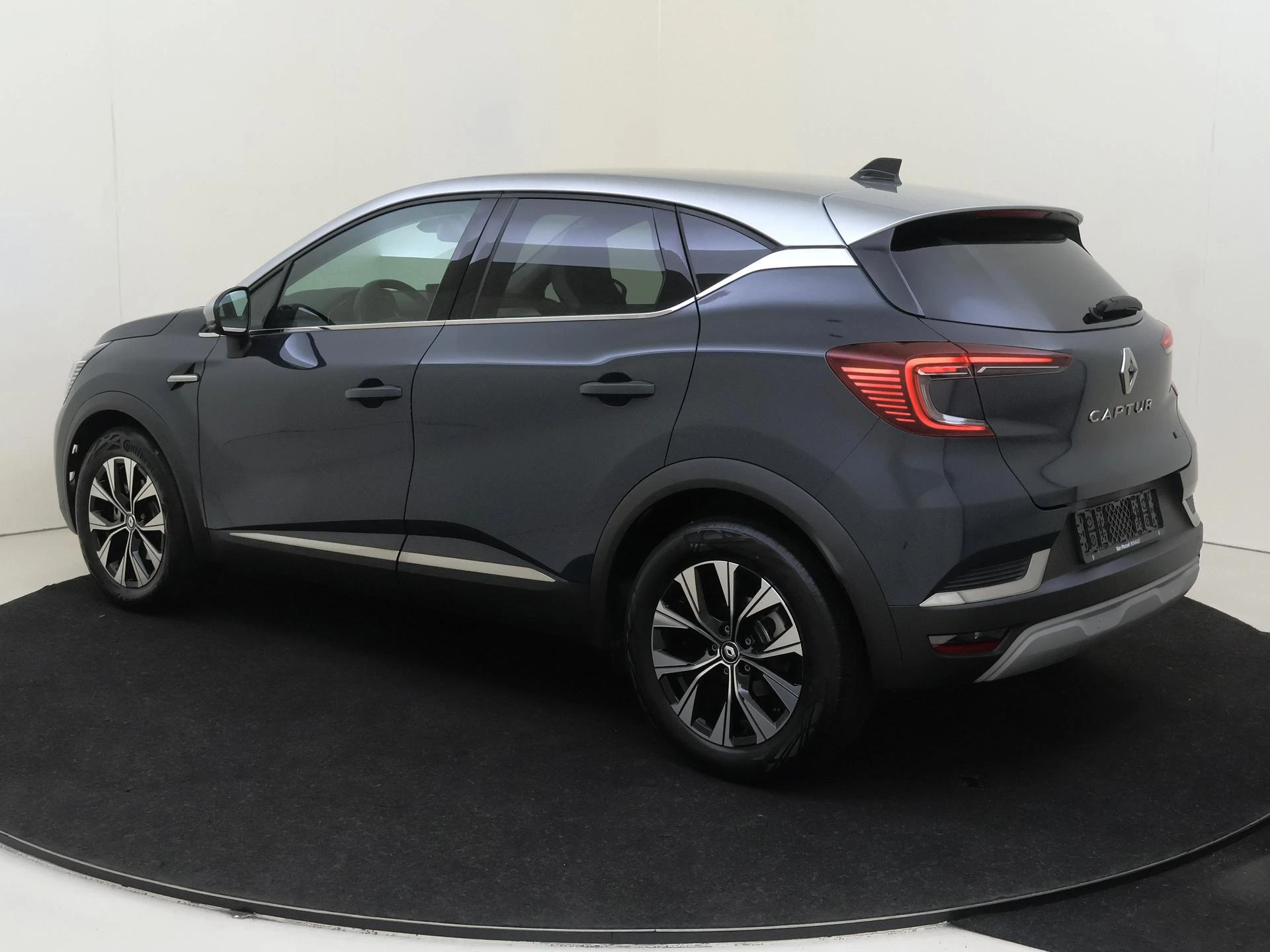 Renault-Captur-image-2