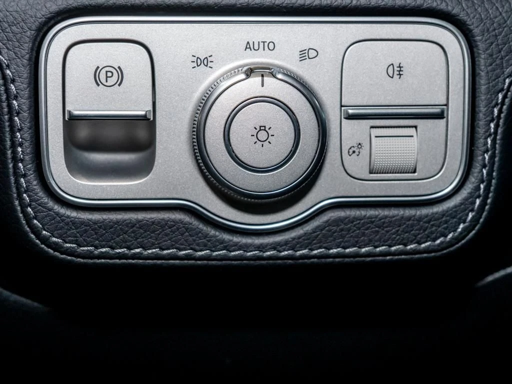 Mercedes-Benz-GLE 450 d-image-13