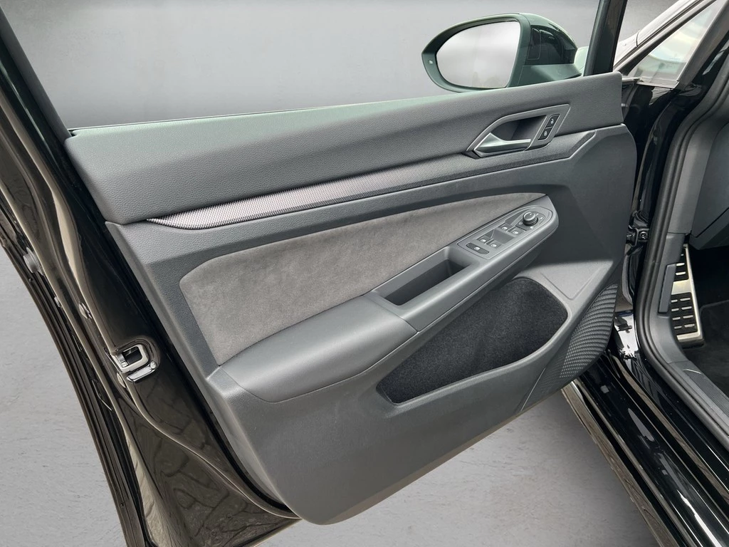 Volkswagen Golf VIII 2.0 TDI 110 kW R-Line DSG