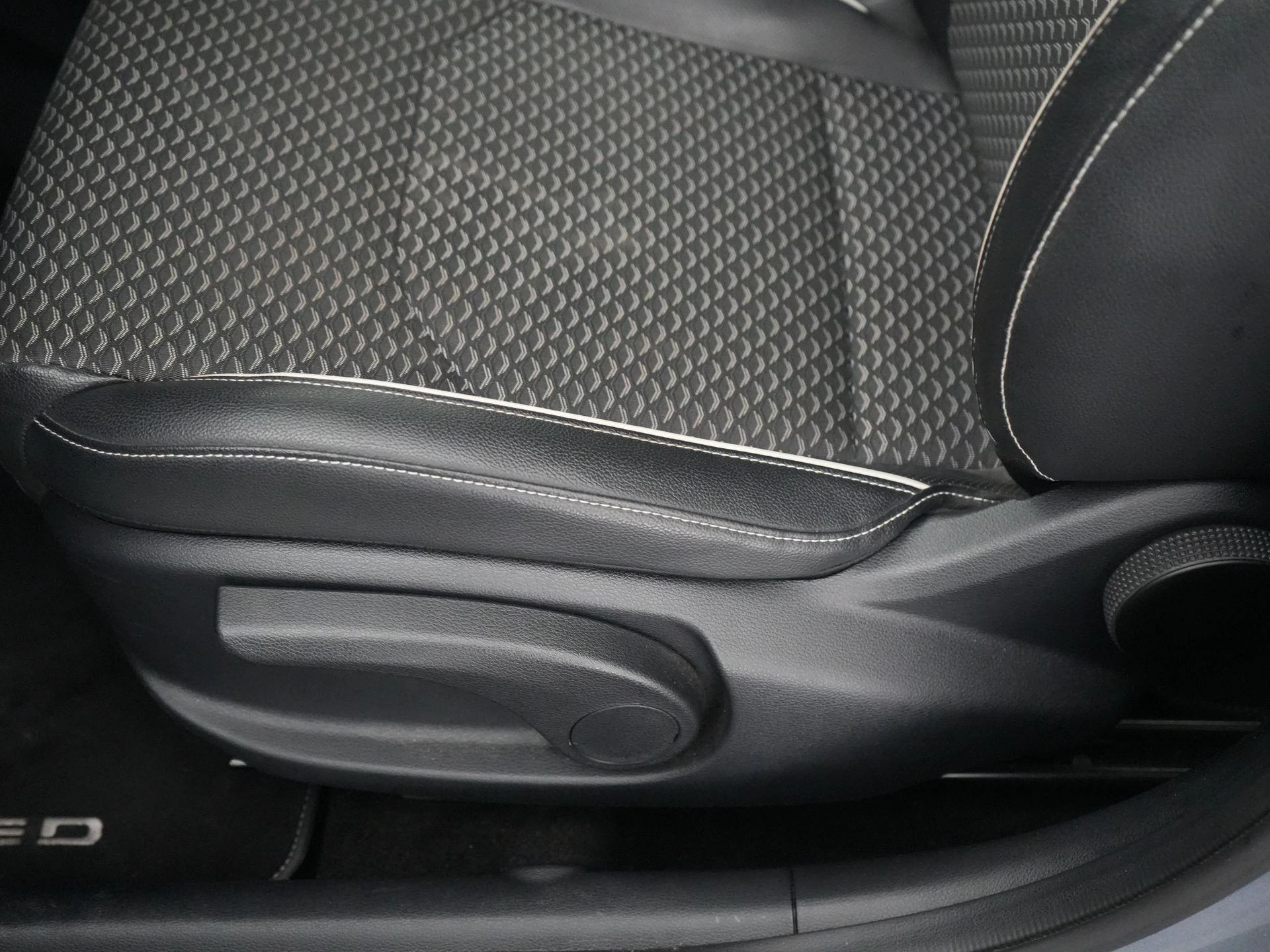 Kia-cee'd-image-17
