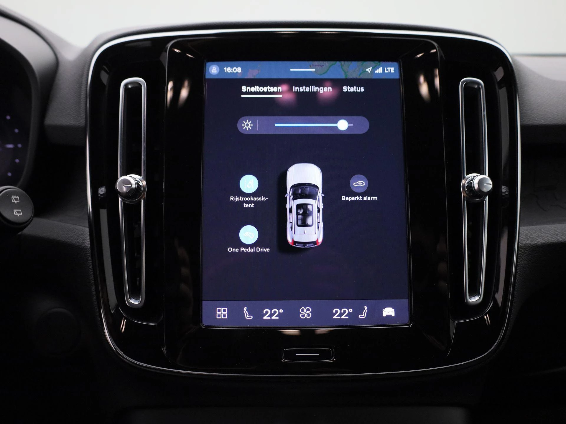 Volvo XC40 Recharge Core