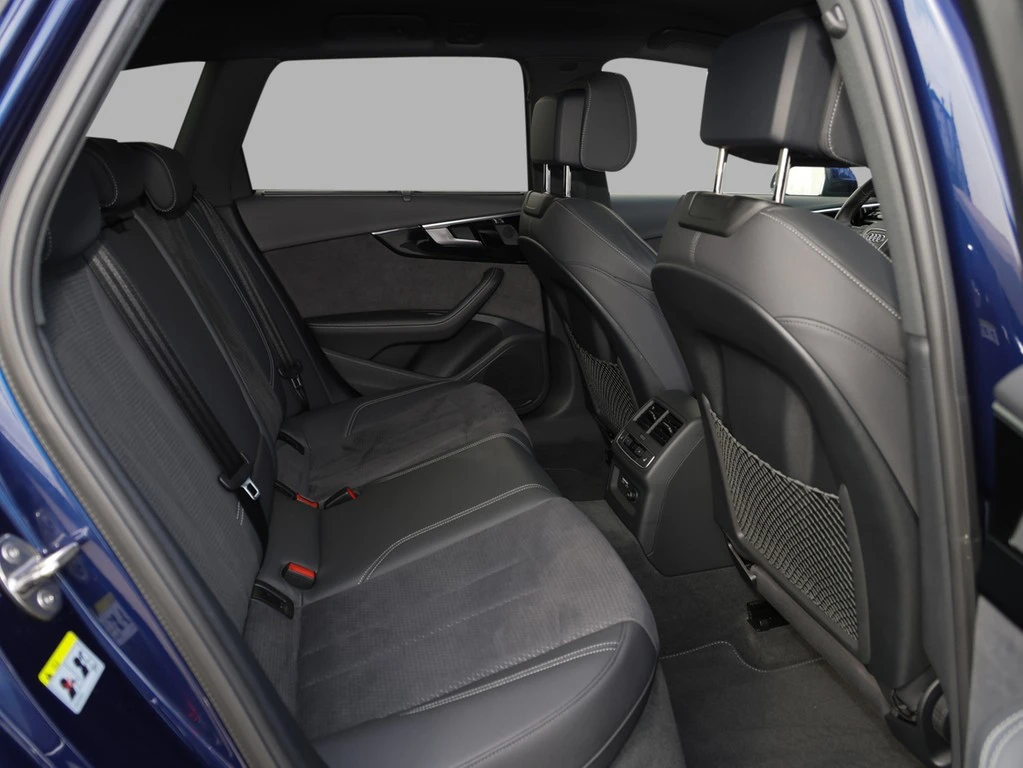 Audi A4 Avant 45 TFSI quattro S line