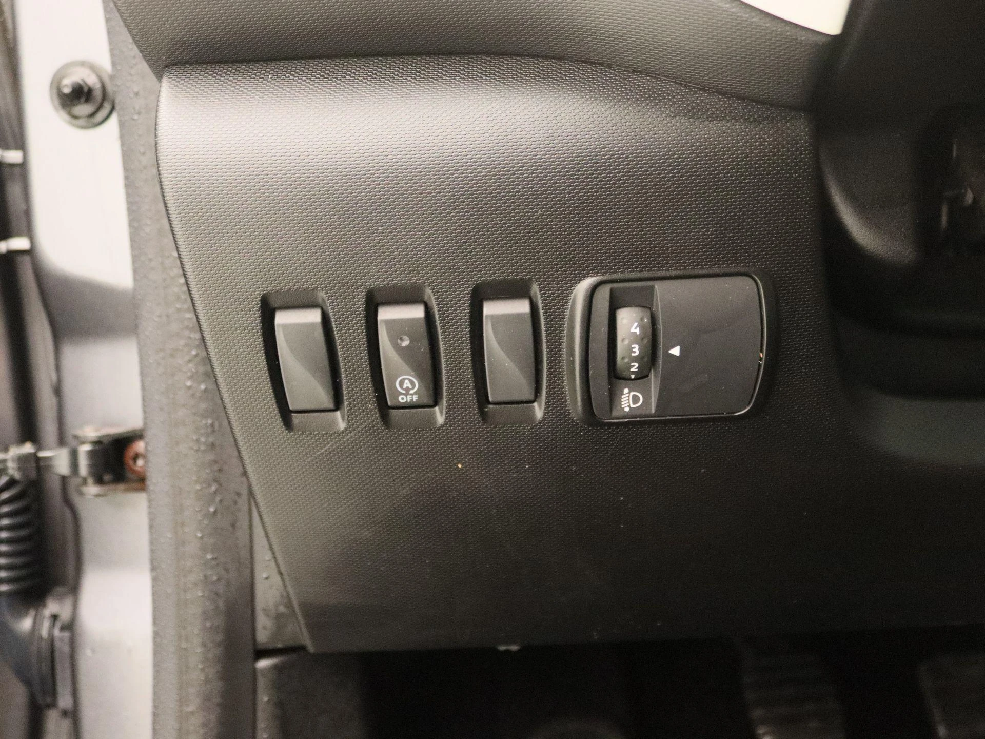 Renault-Twingo-image-18