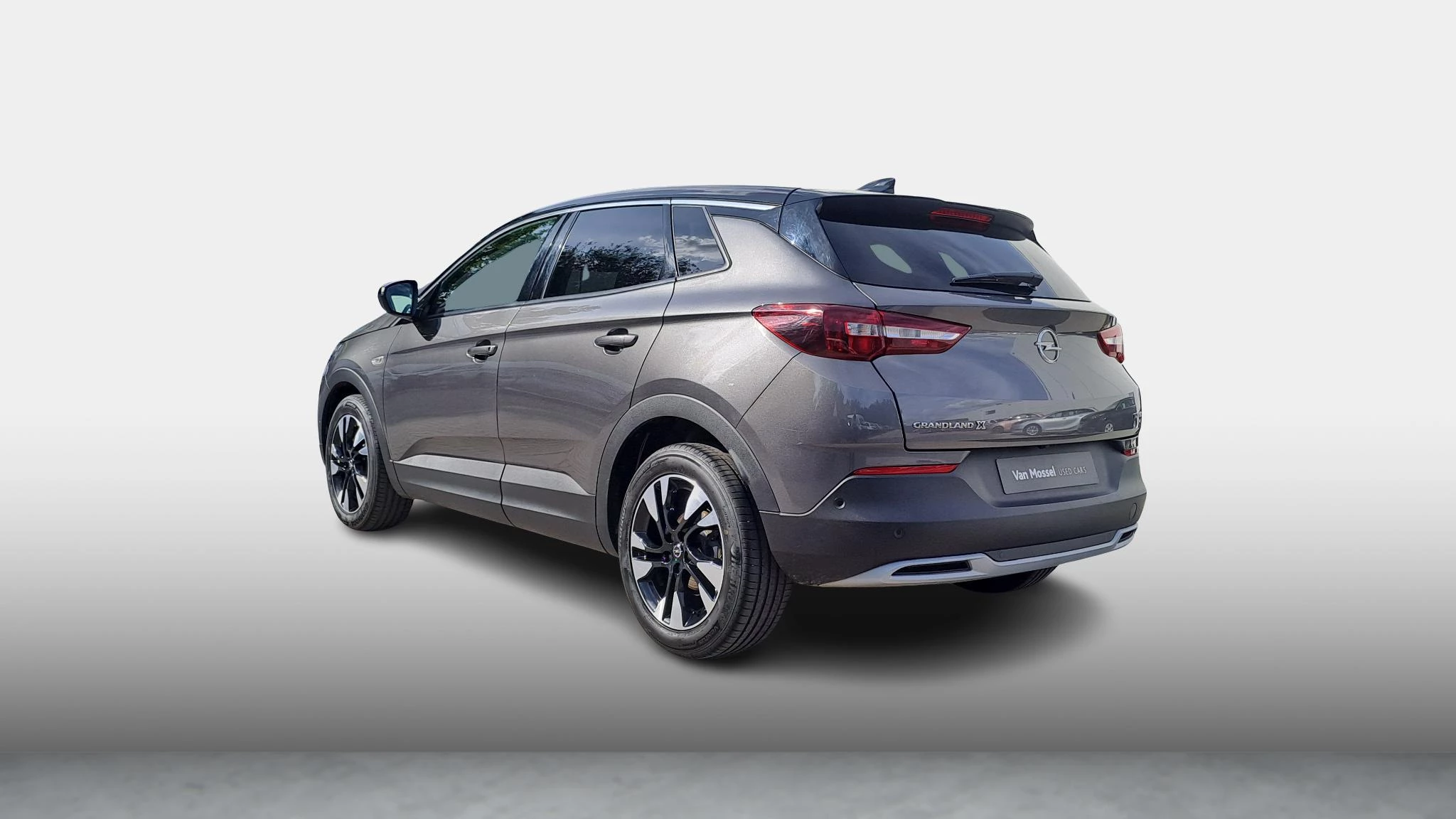 Opel-Grandland X-image-5