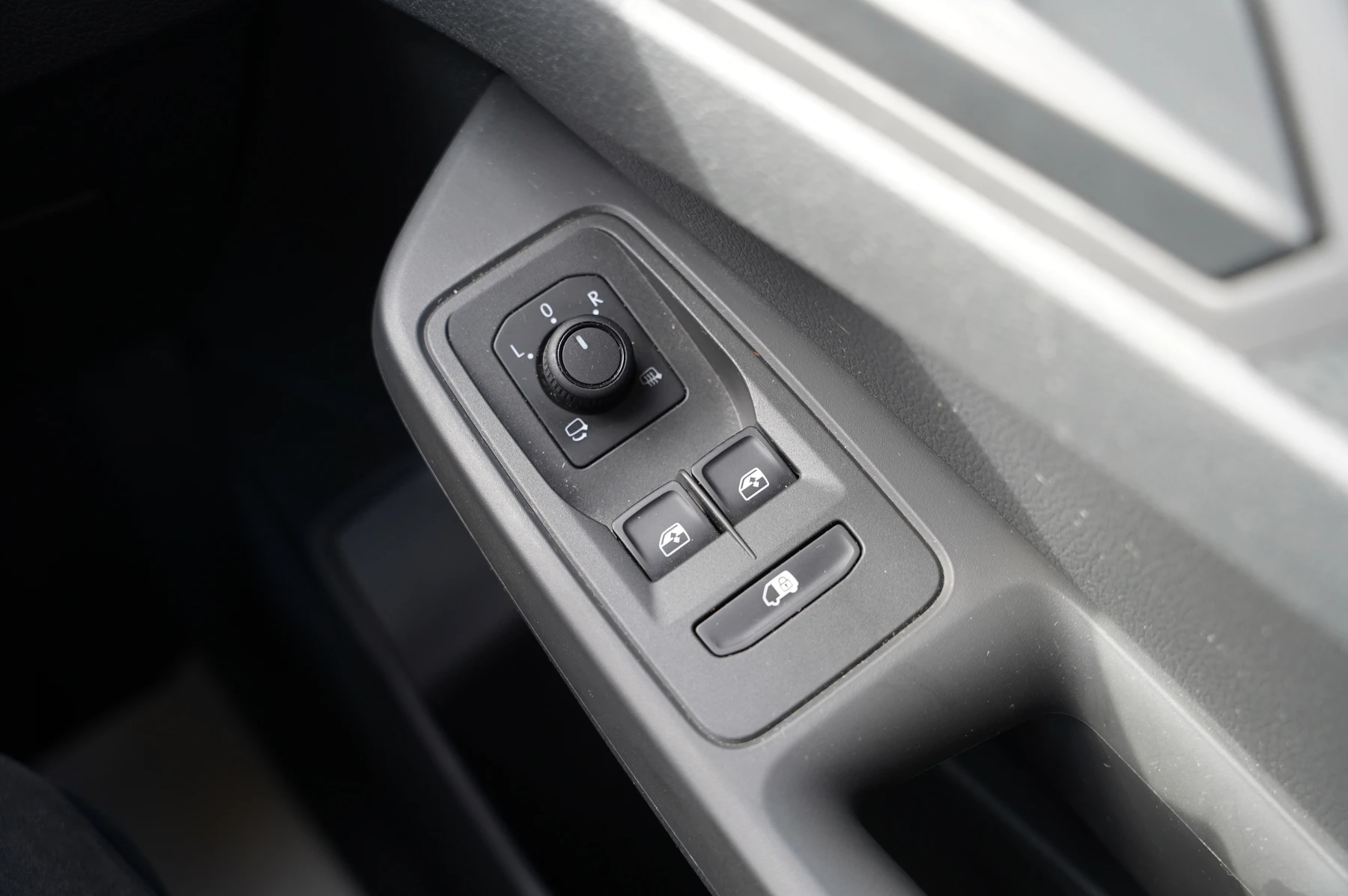 Volkswagen-Caddy-image-21