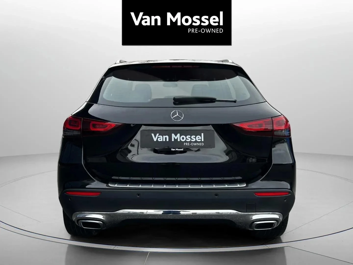 Mercedes-Benz-GLA-image-5