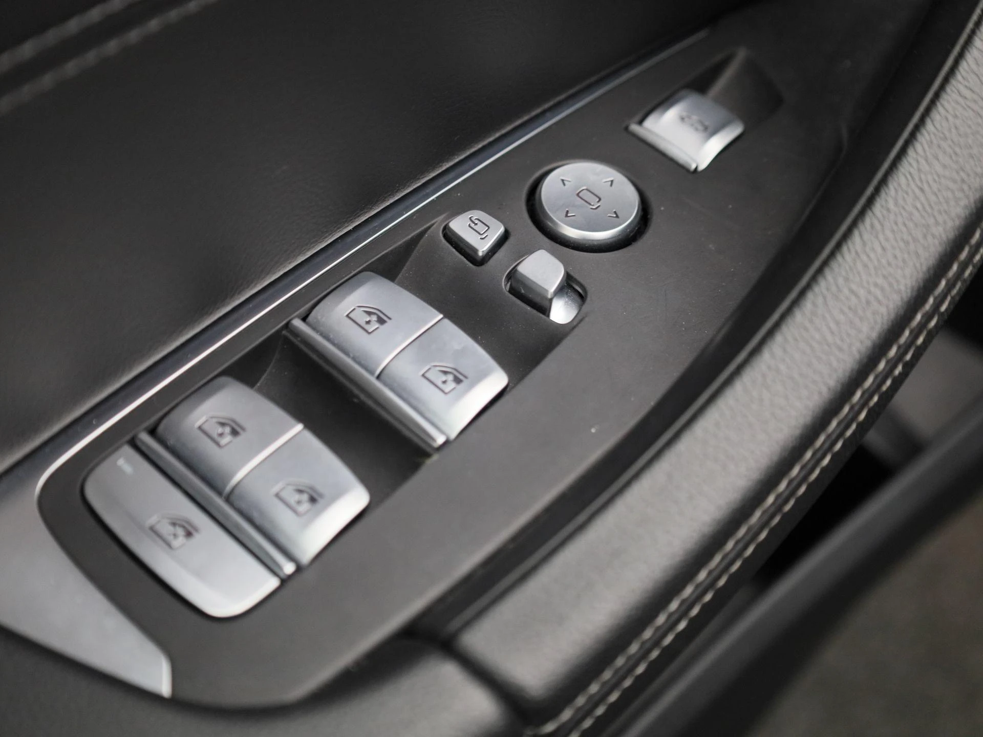 BMW-iX3-image-33