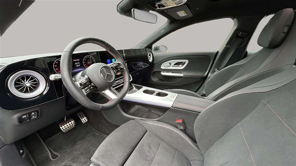 Mercedes-Benz-CLA-image-9