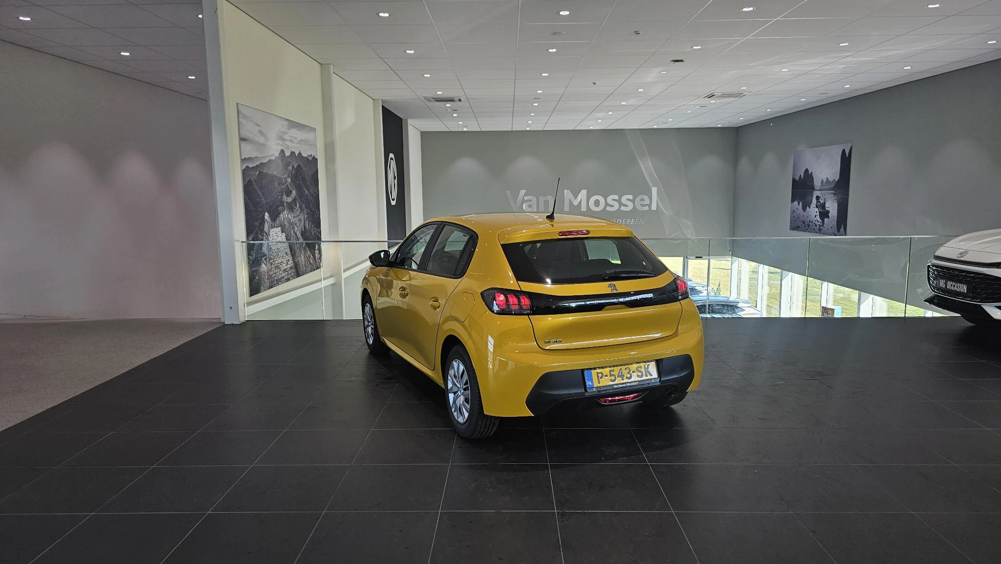 Peugeot-208-image-7