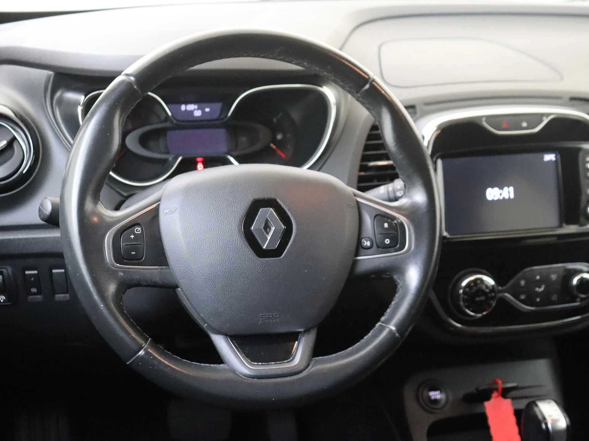 Renault-Captur-image-9