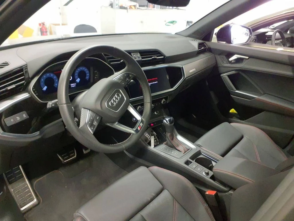 Audi-Q3-image-2