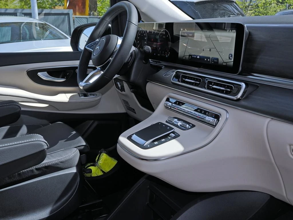 Mercedes-Benz-Marco Polo-image-9