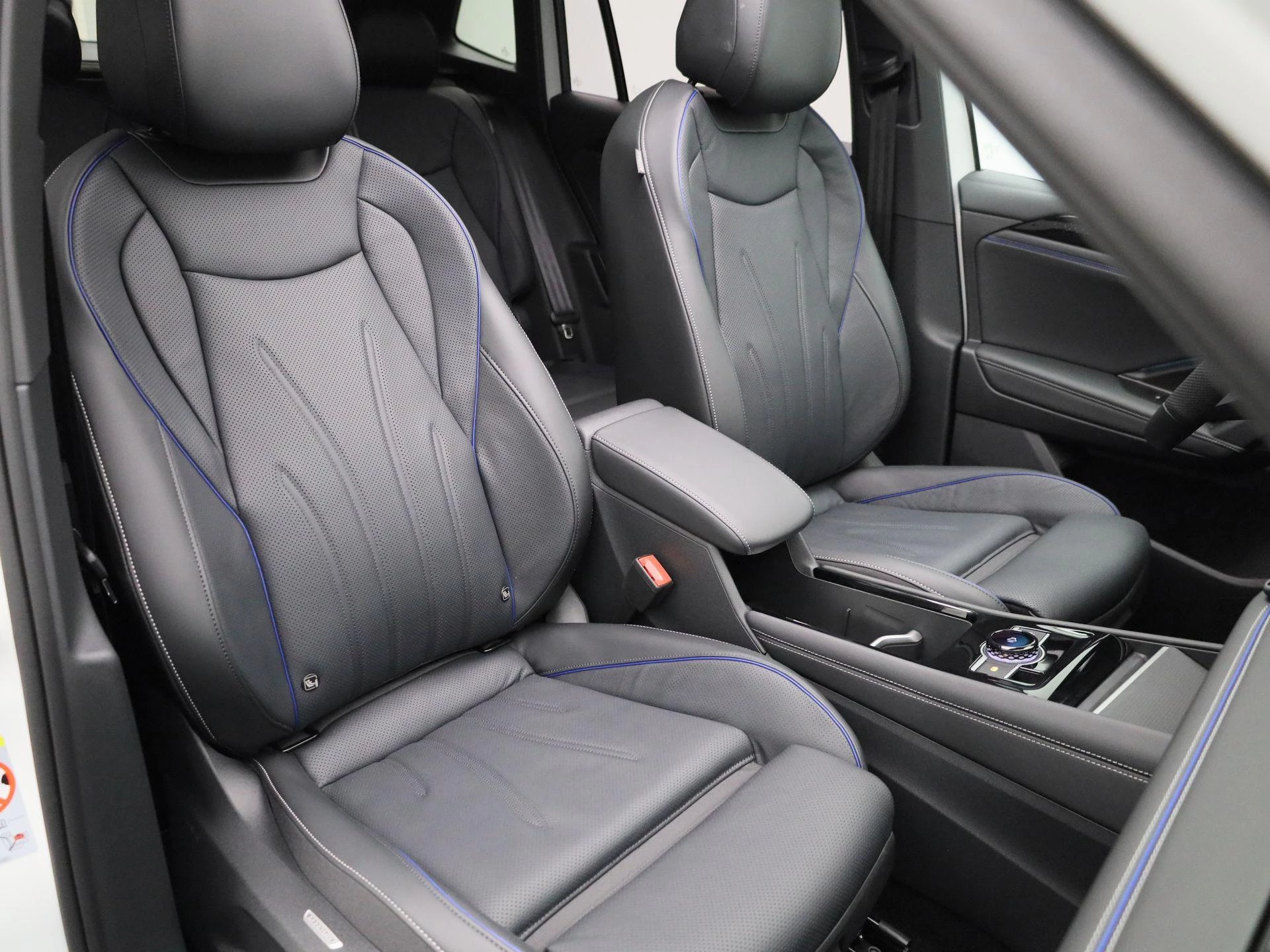 Volkswagen Tiguan 1.5 eHybrid R-Line Edition 272 PK |