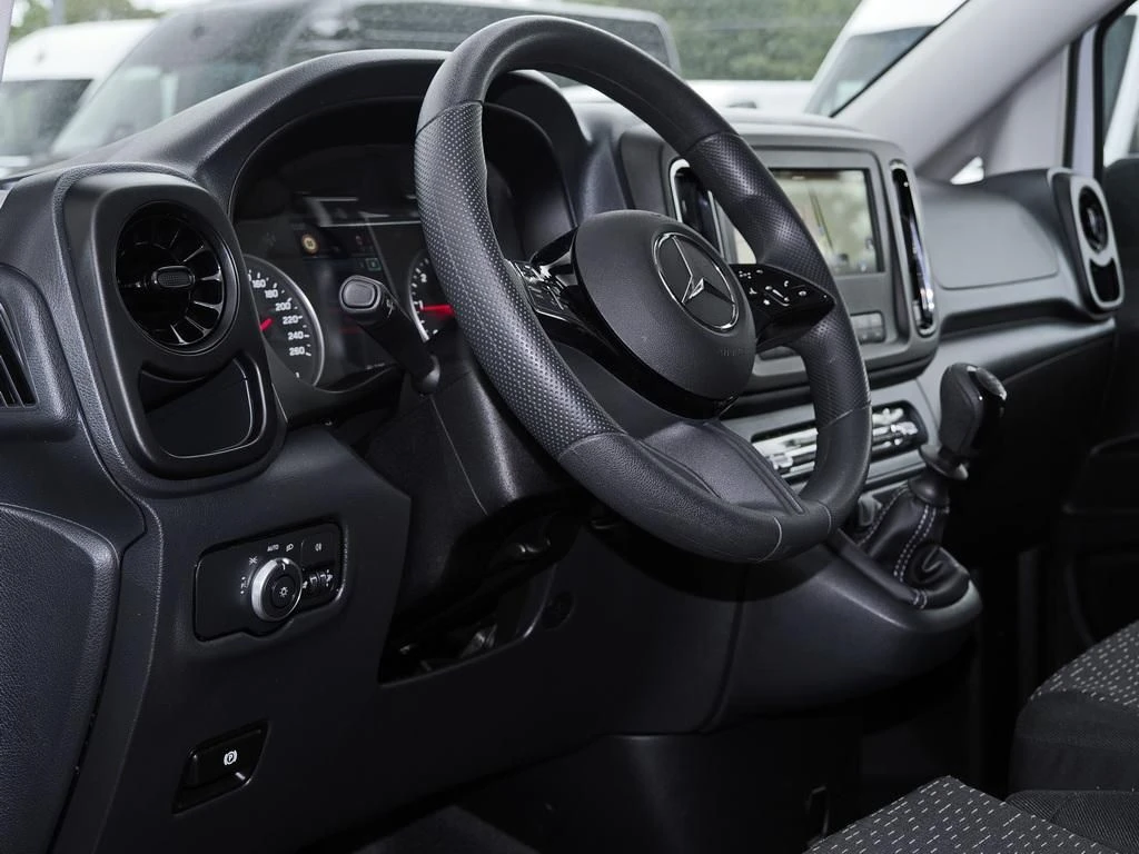 Mercedes-Benz-Vito 116-image-8