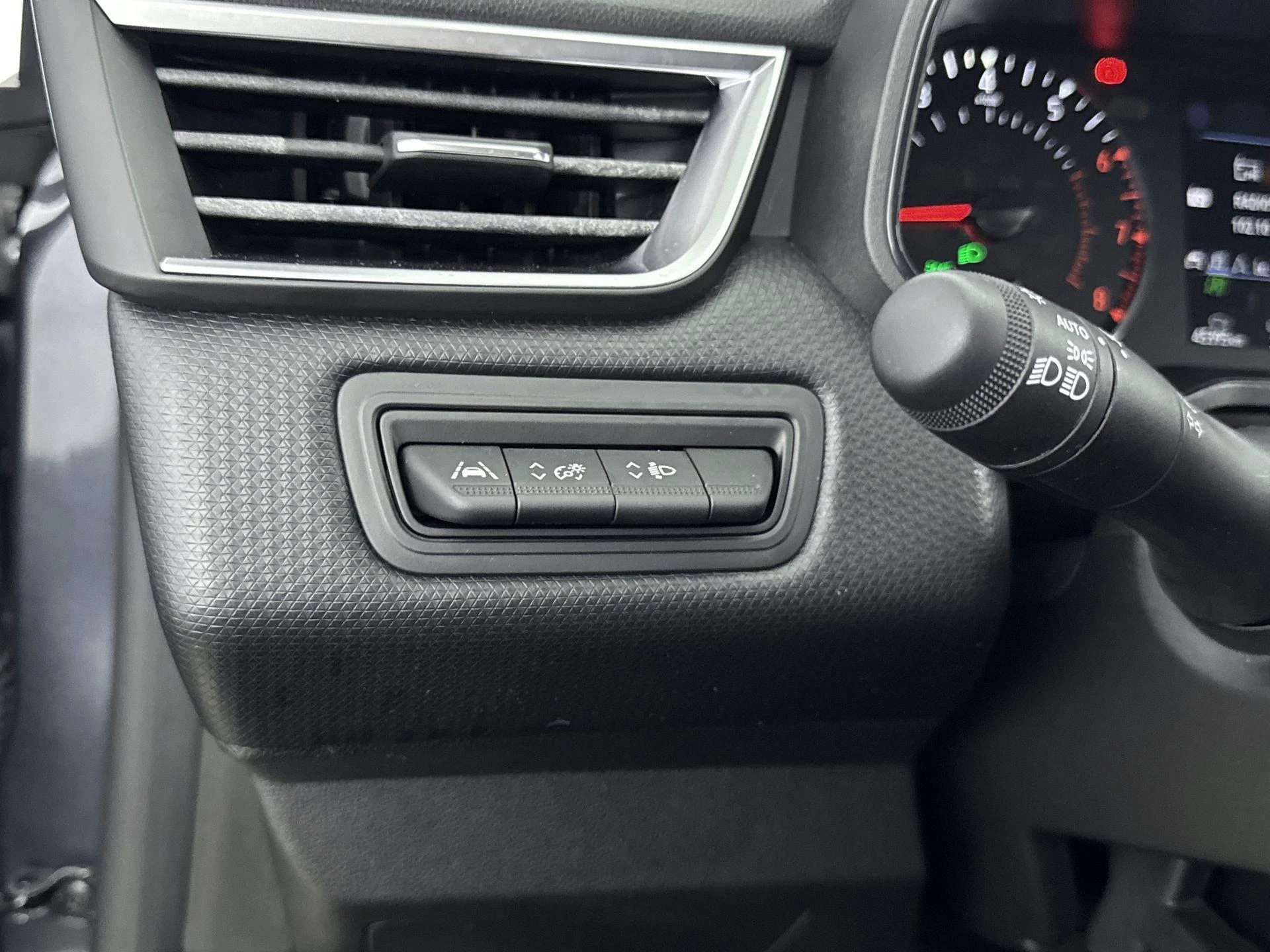 Renault-Clio-image-21