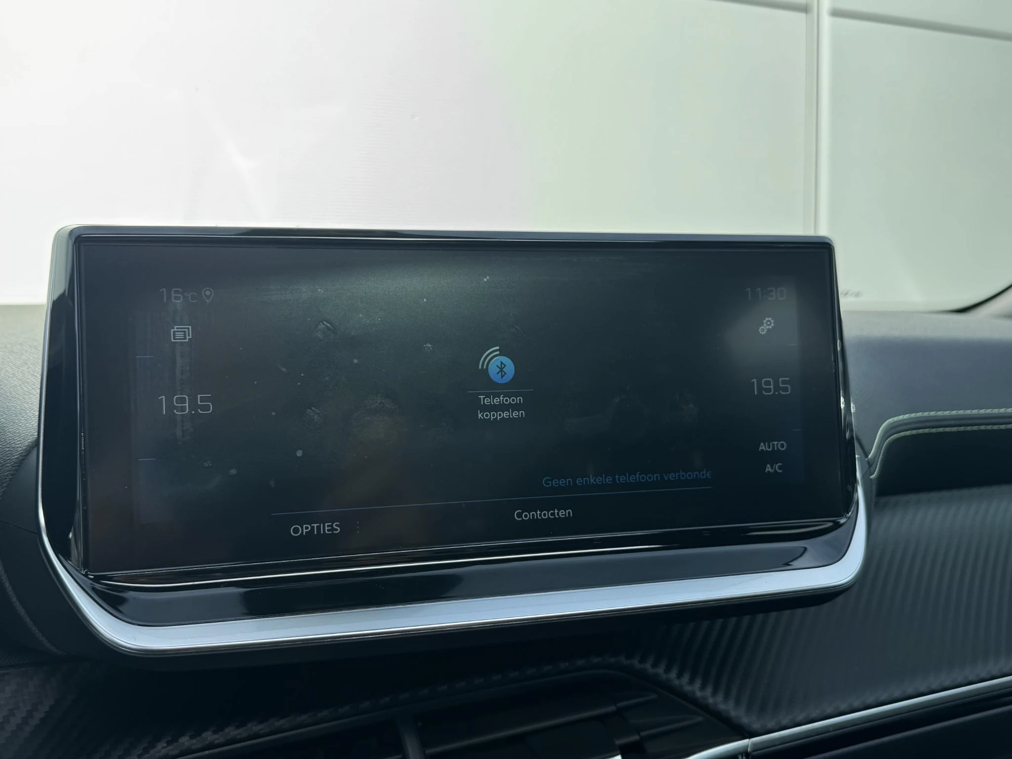 Peugeot-2008-image-22