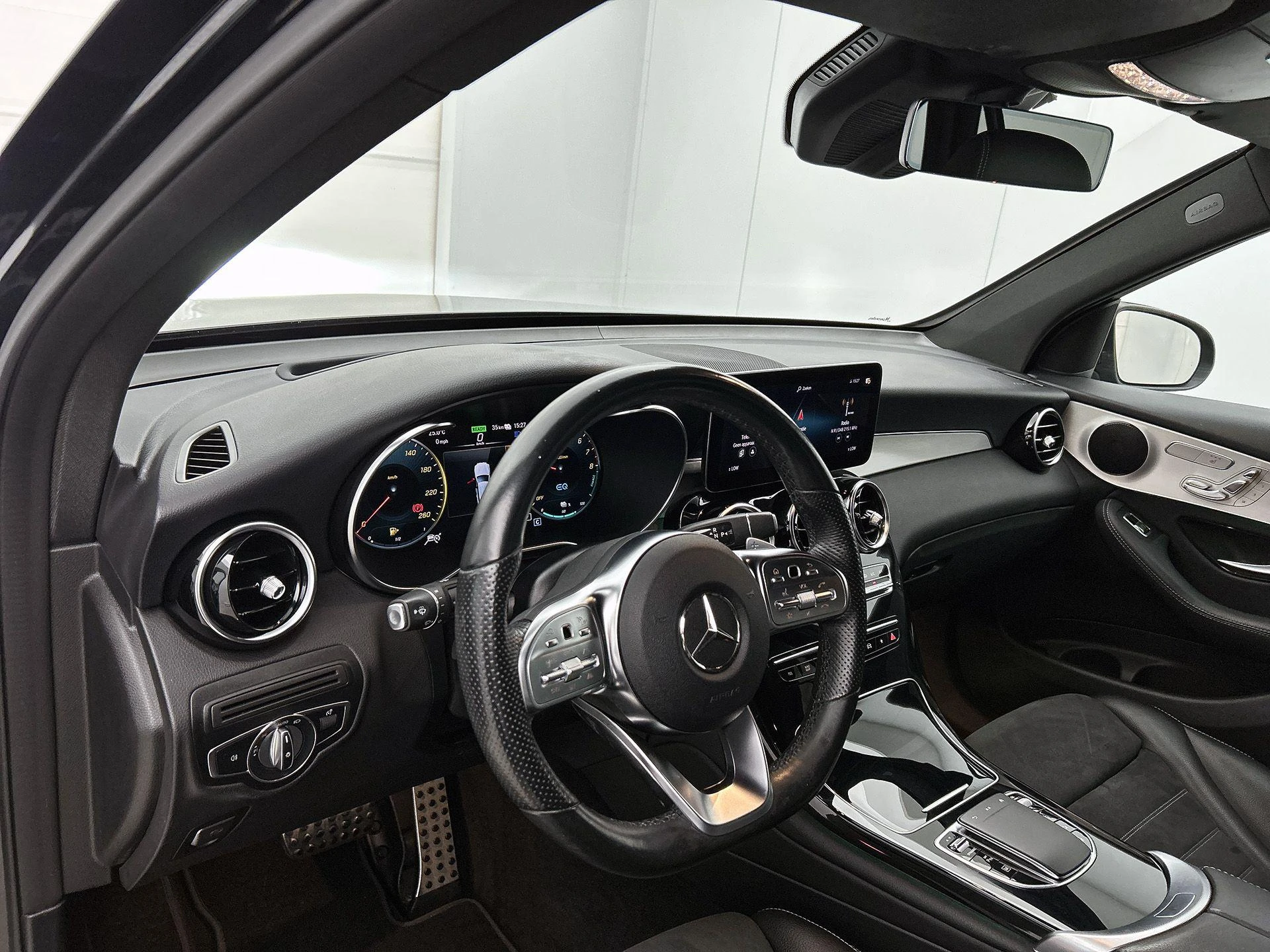 Mercedes-Benz GLC 300e 4MATIC AMG Line