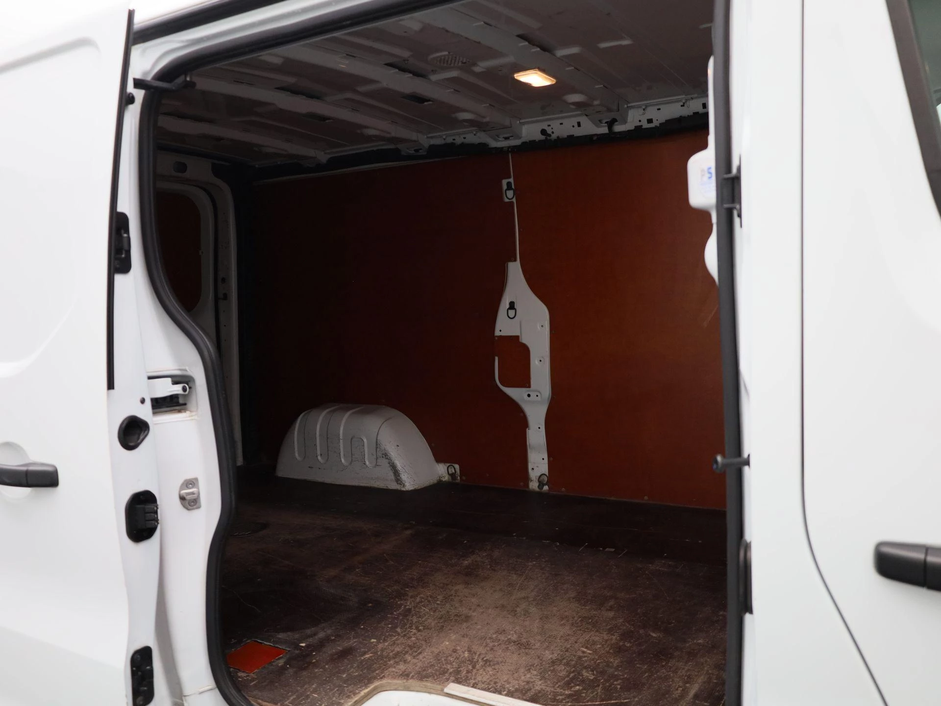 Renault Trafic 2.0 dCi 120 T29 L2H1 Work Edition
