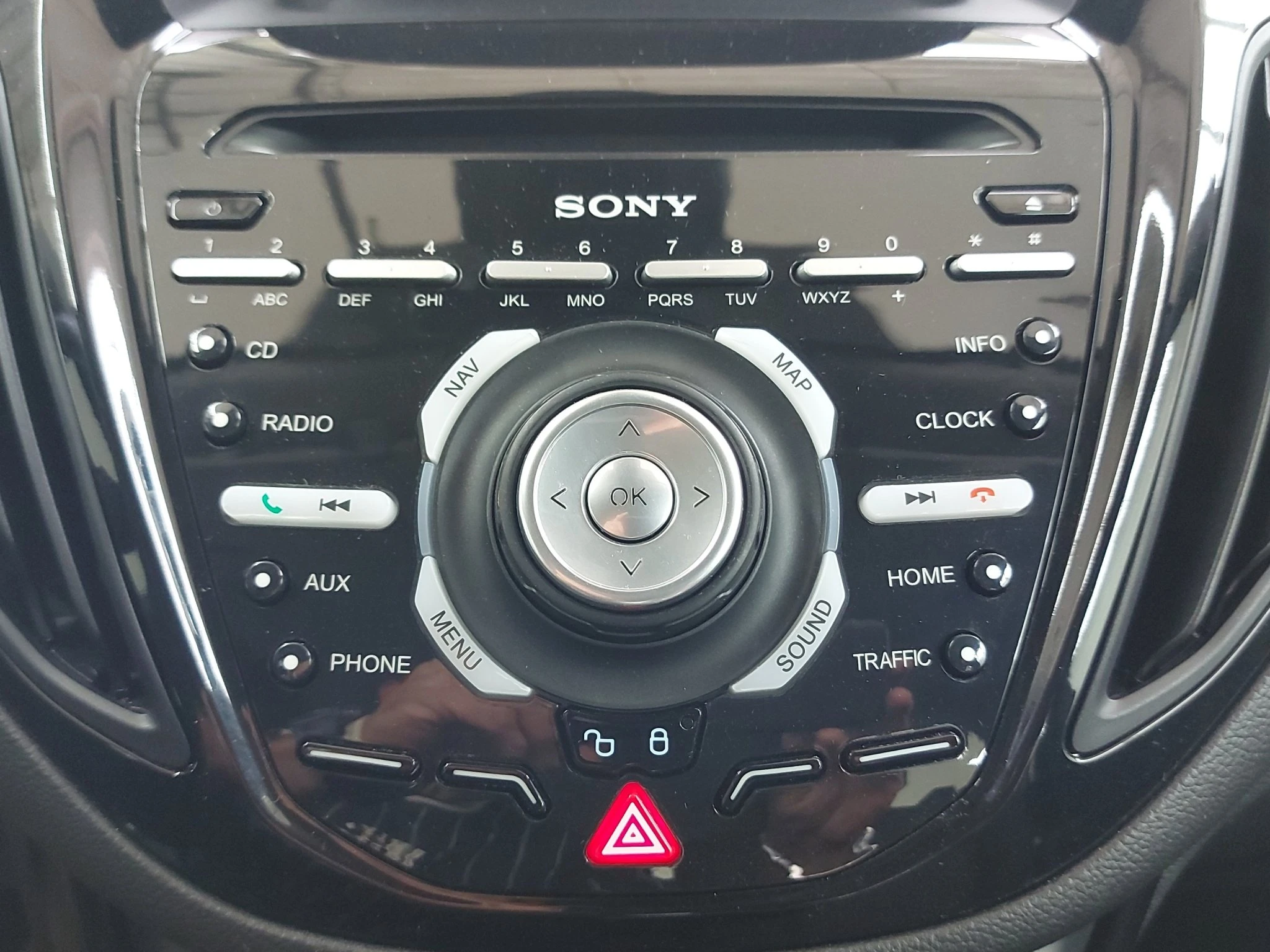 Ford-B-MAX-image-18
