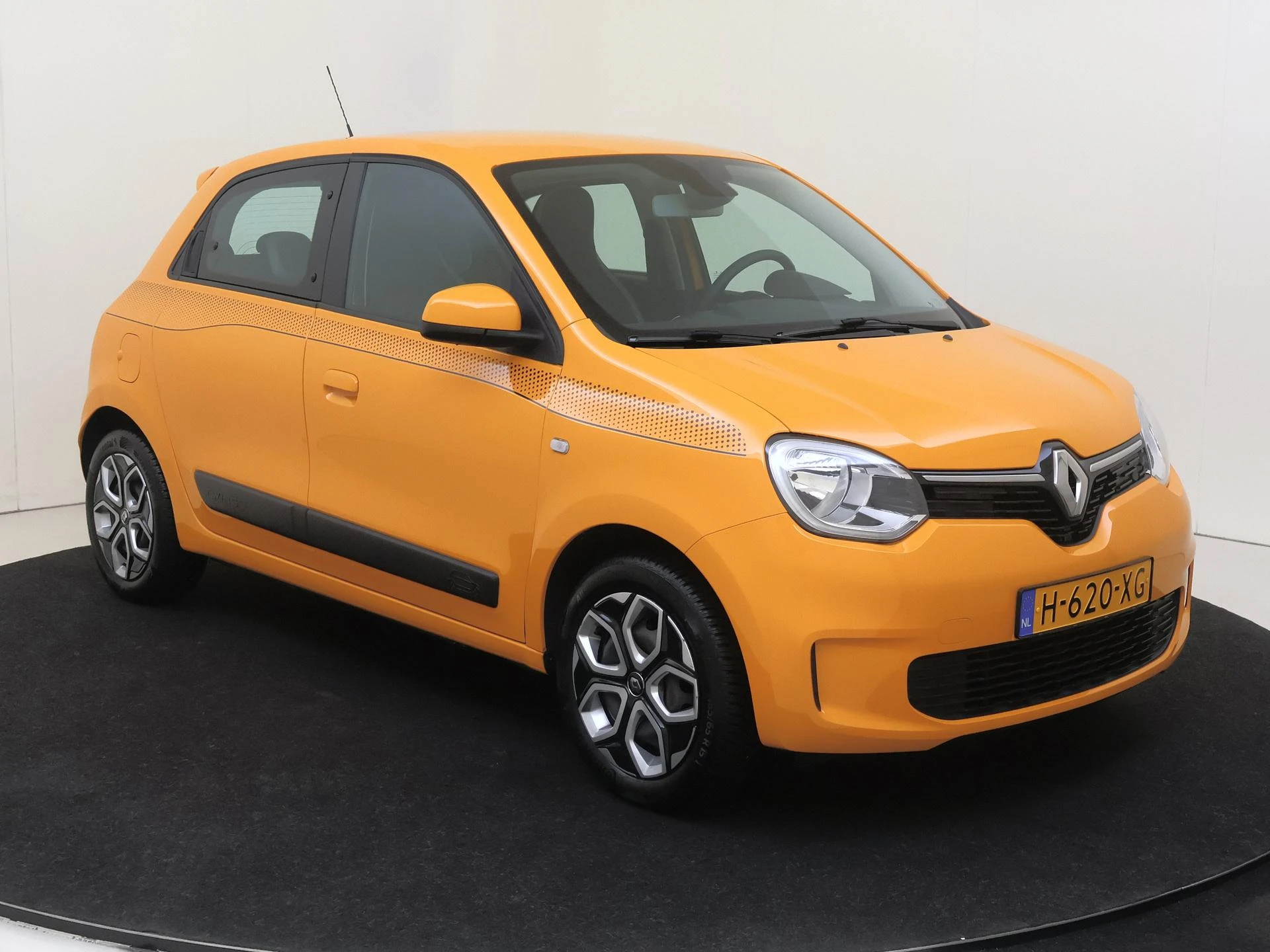 Renault-Twingo-image-1