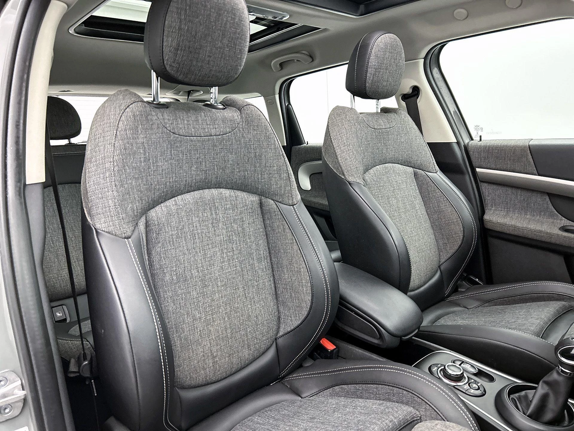 MINI-Countryman-image-33