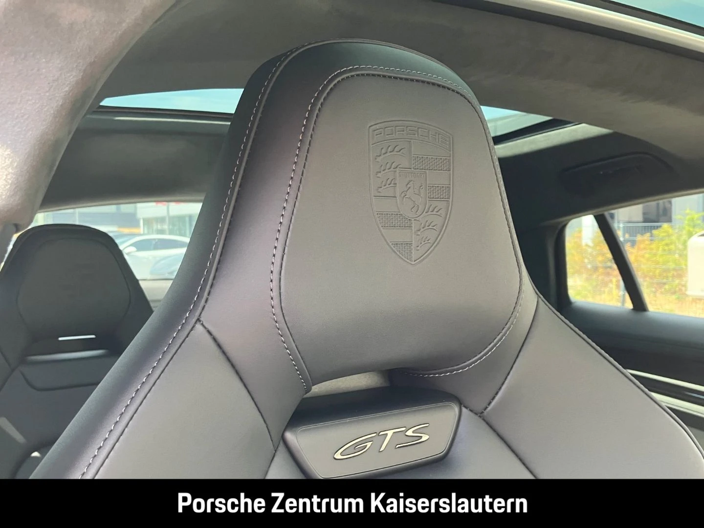 Porsche-Panamera-image-45