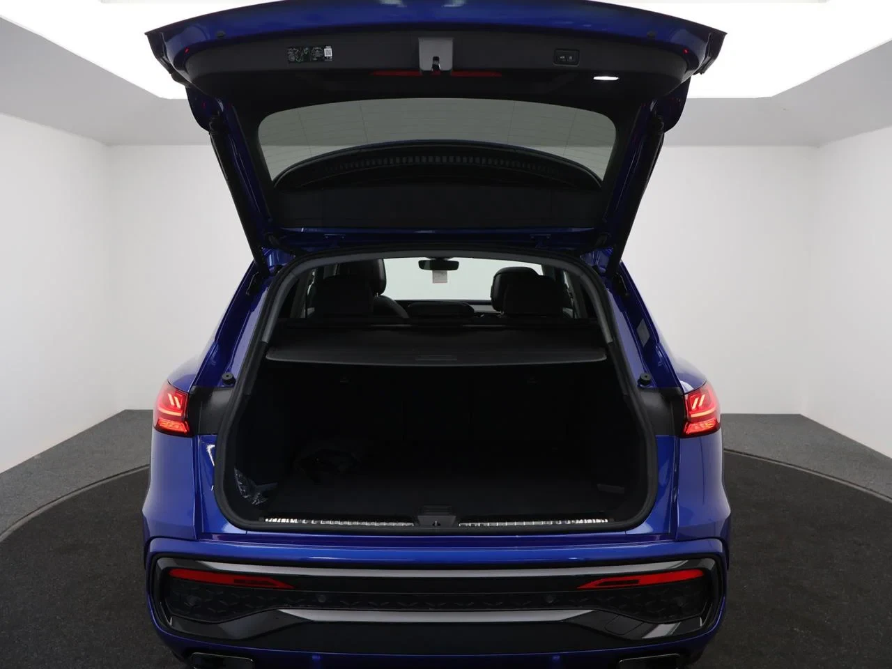 Audi Q5 Q5 2.0TFSI 204PK *AUTOMAAT*PANODAK*TREKHAAK*LEDER*360° CAMERA*ACC*PDC*NAVI*APP-CONNECT*...*