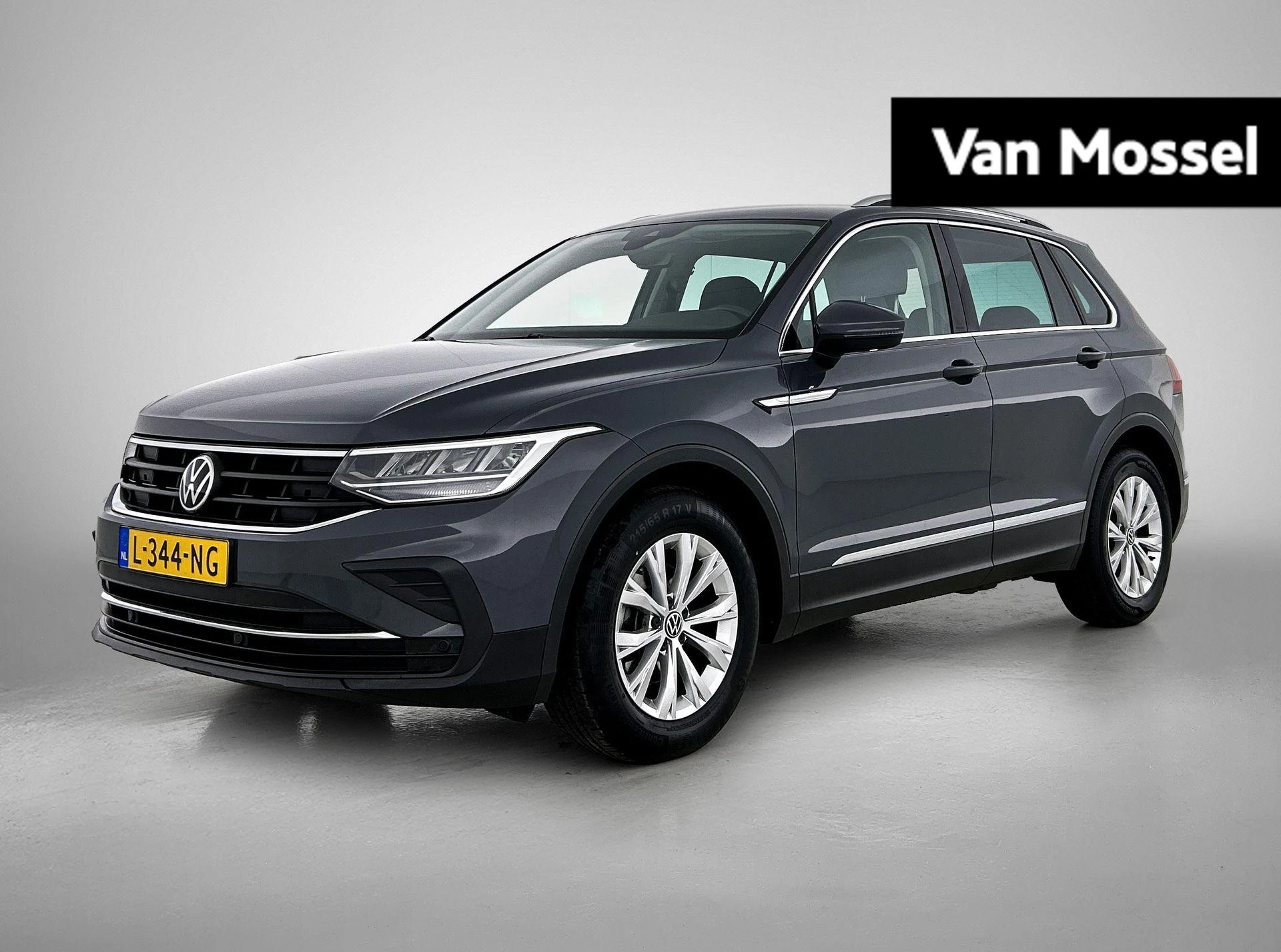 Volkswagen-Tiguan-image-0