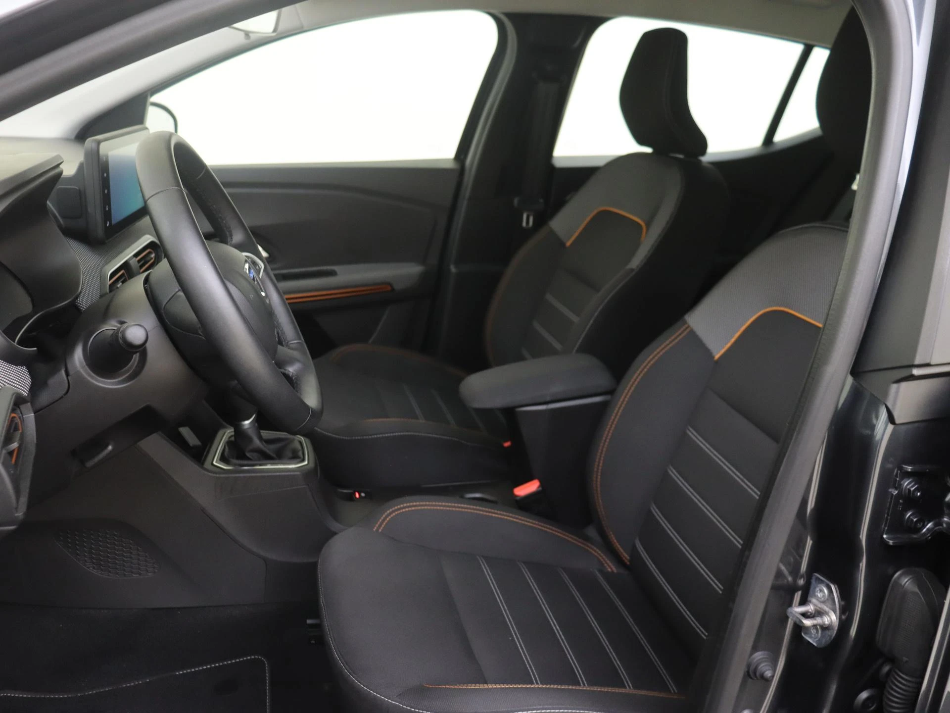 Dacia-Sandero Stepway-image-14