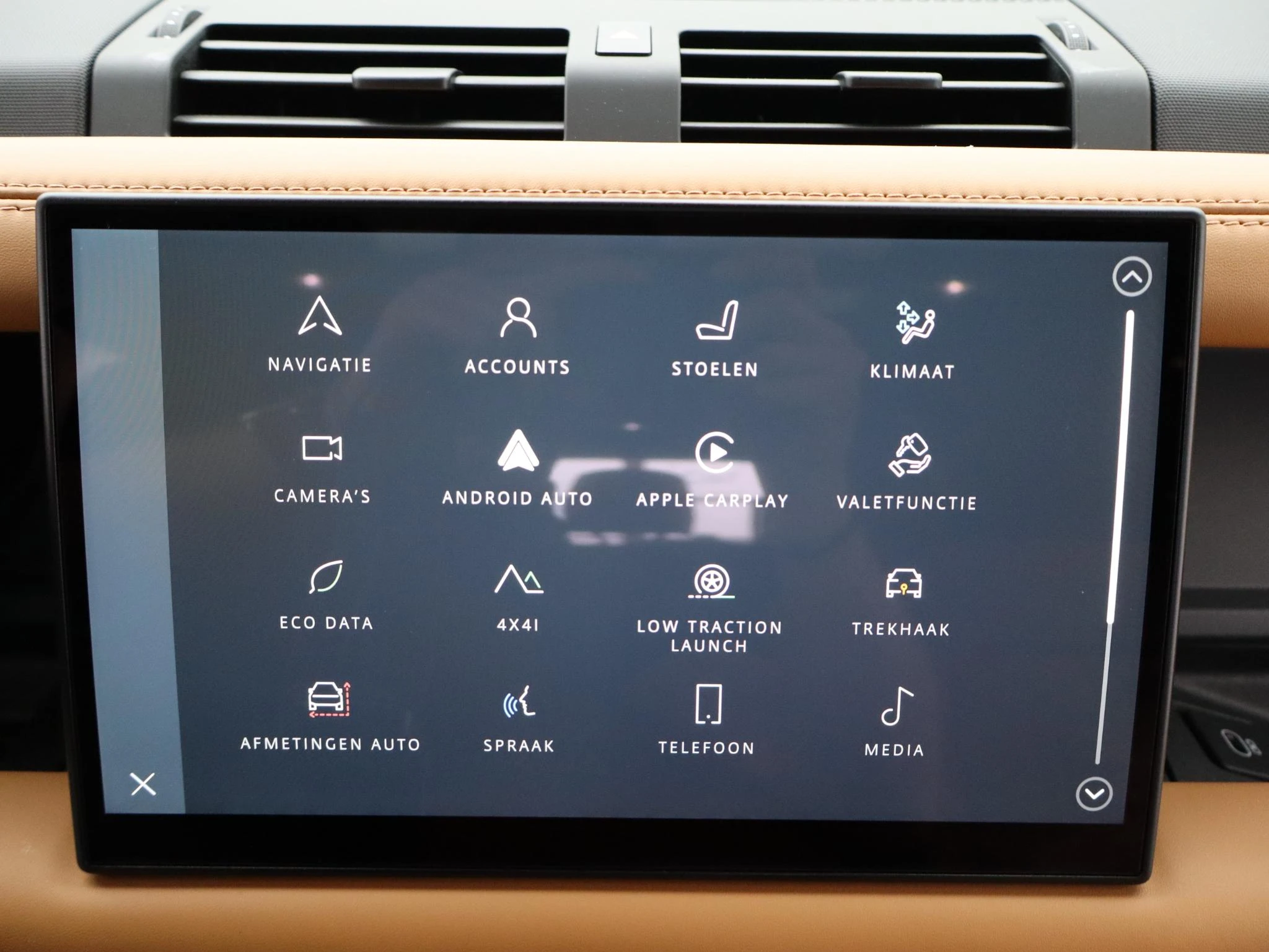 Land Rover-Defender-image-27