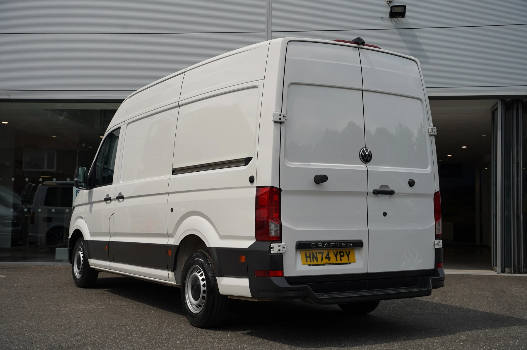 Volkswagen-Crafter-image-2