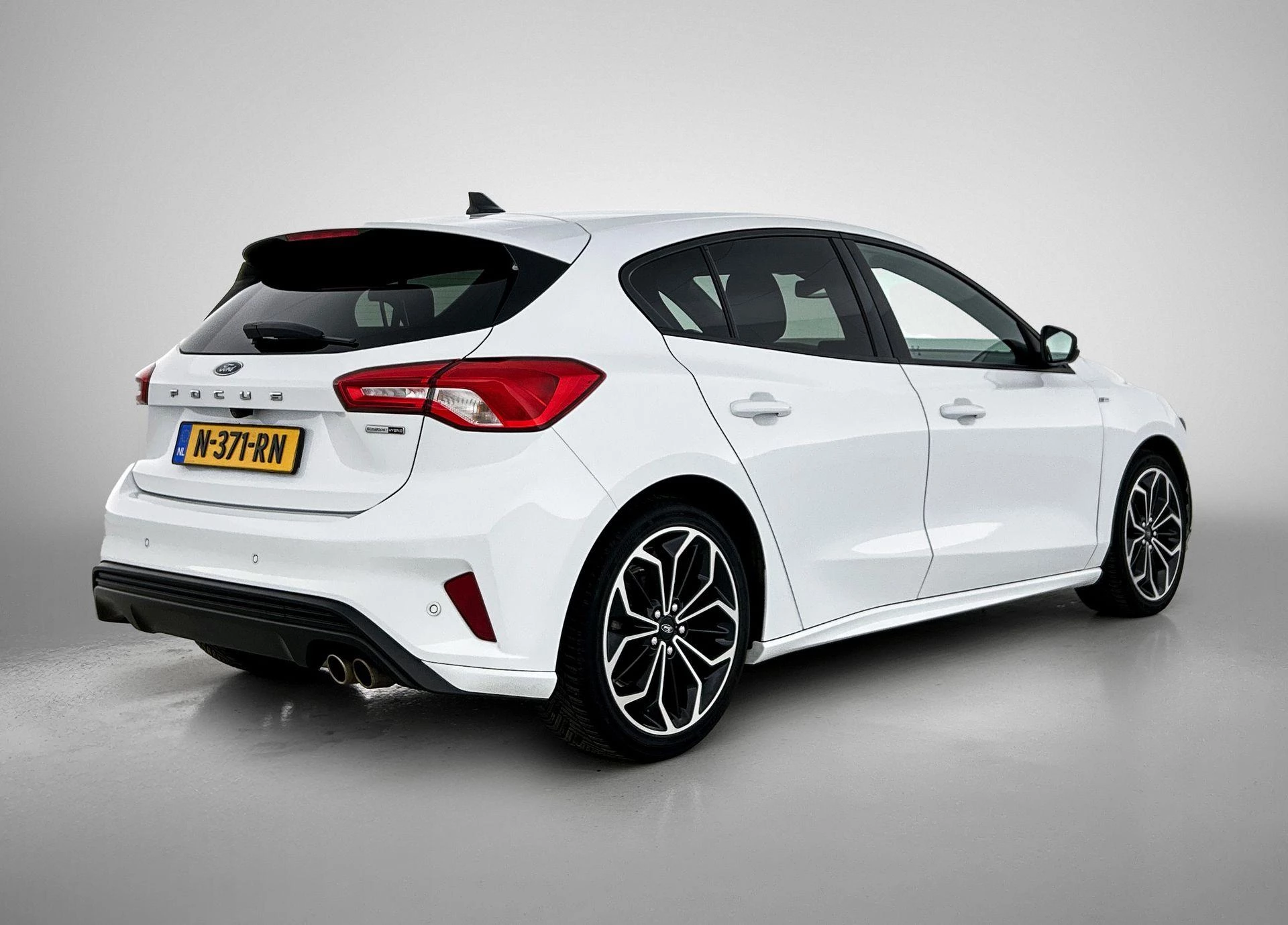 Ford Focus 1.0 EcoBoost Hybrid ST Line X Business