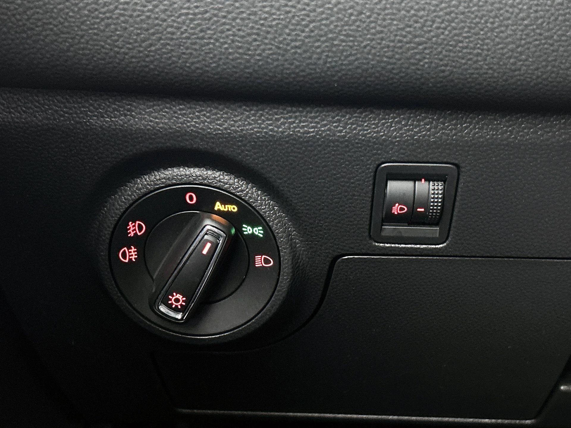 SEAT-Ibiza-image-22