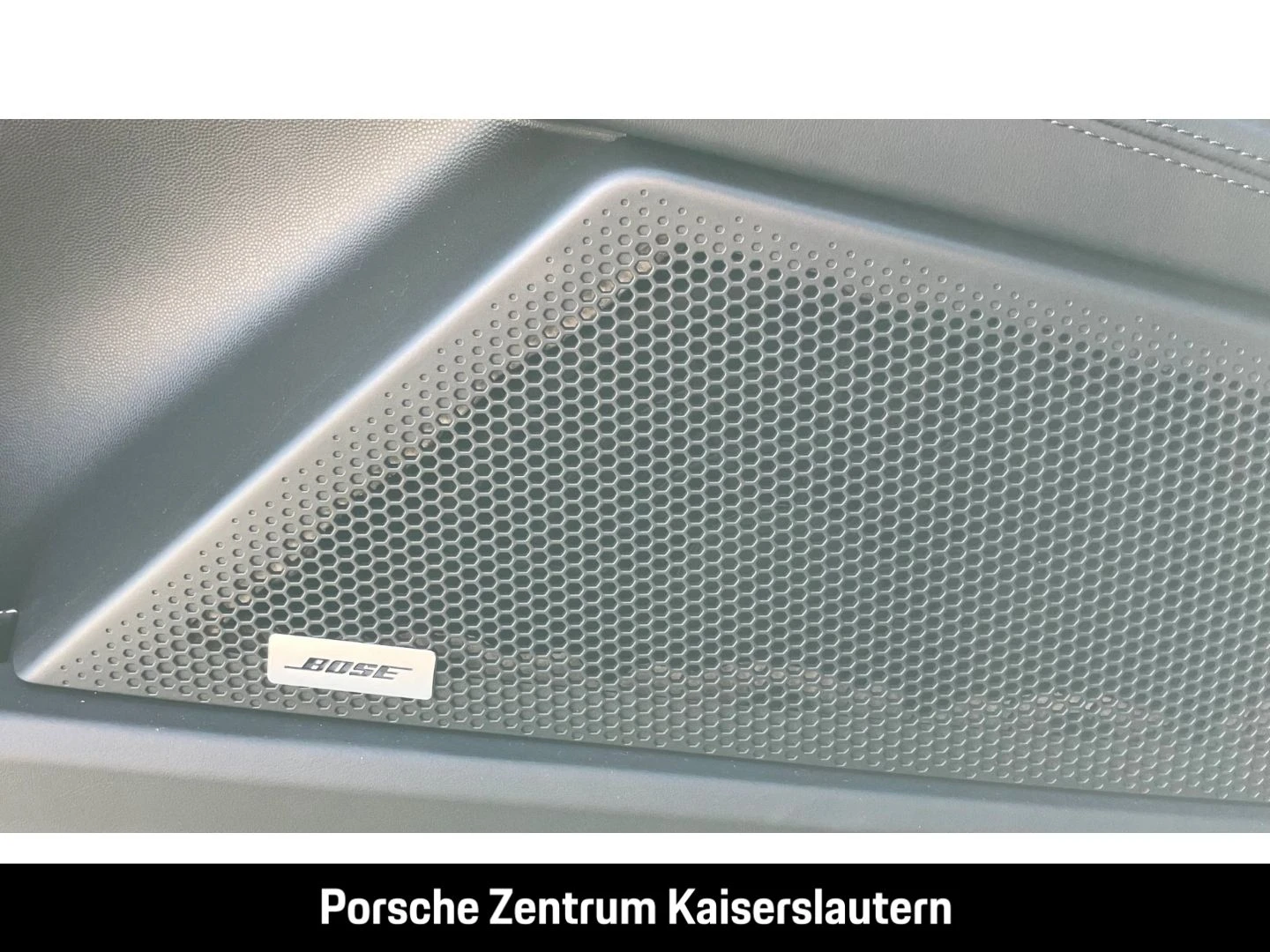 Porsche-Cayenne-image-45