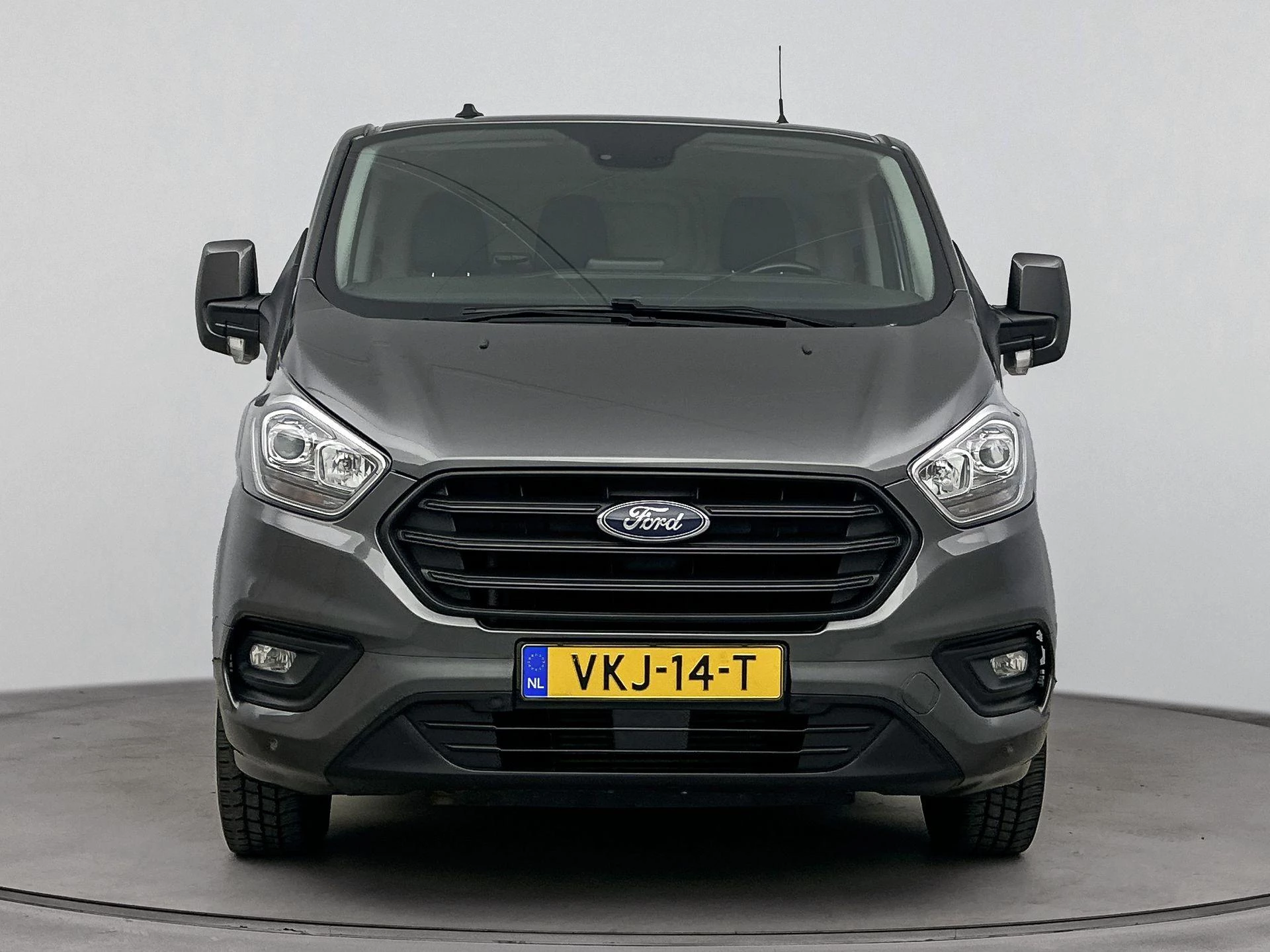 Ford-Transit Custom-image-7