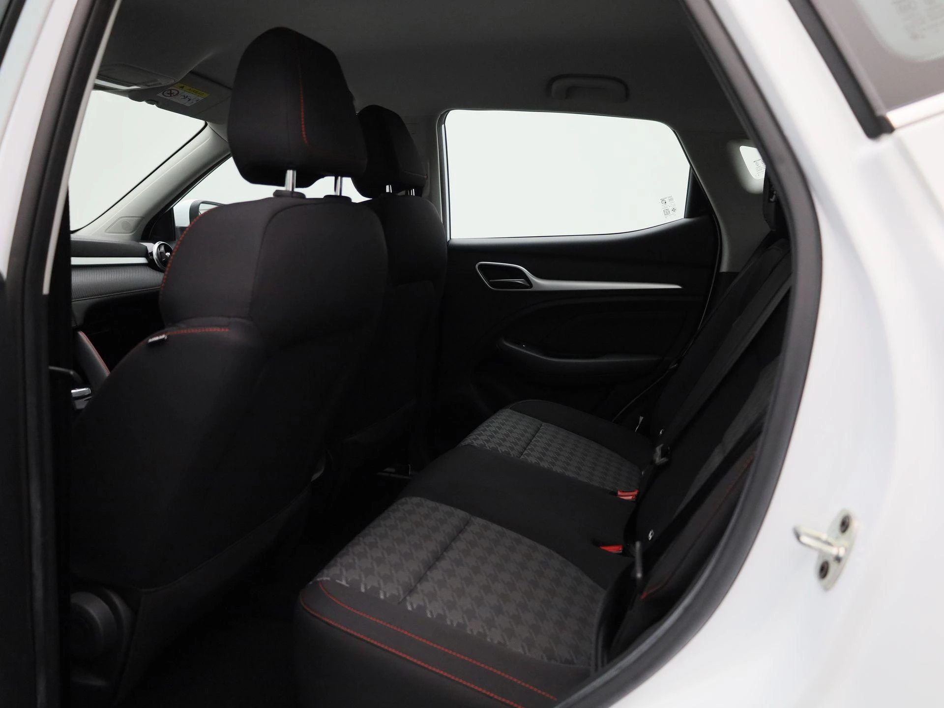 MG-ZS EV-image-9