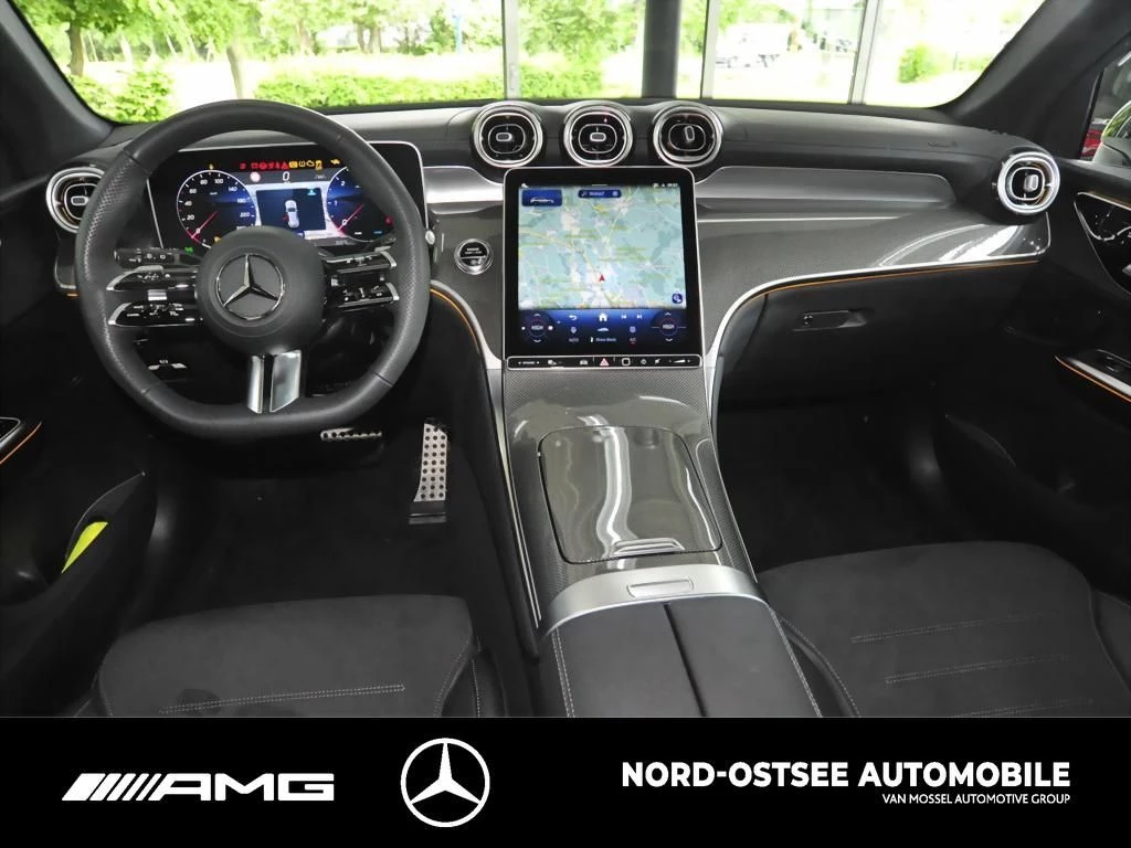 Mercedes-Benz GLC 300 d AMG 4M AHK DISTRONIC MBUX SHZ KEYLESS AMG LineX254 GLC 300 d AMG 4M AHK DISTRONIC MBUX SHZ KEYLESS AMG Line