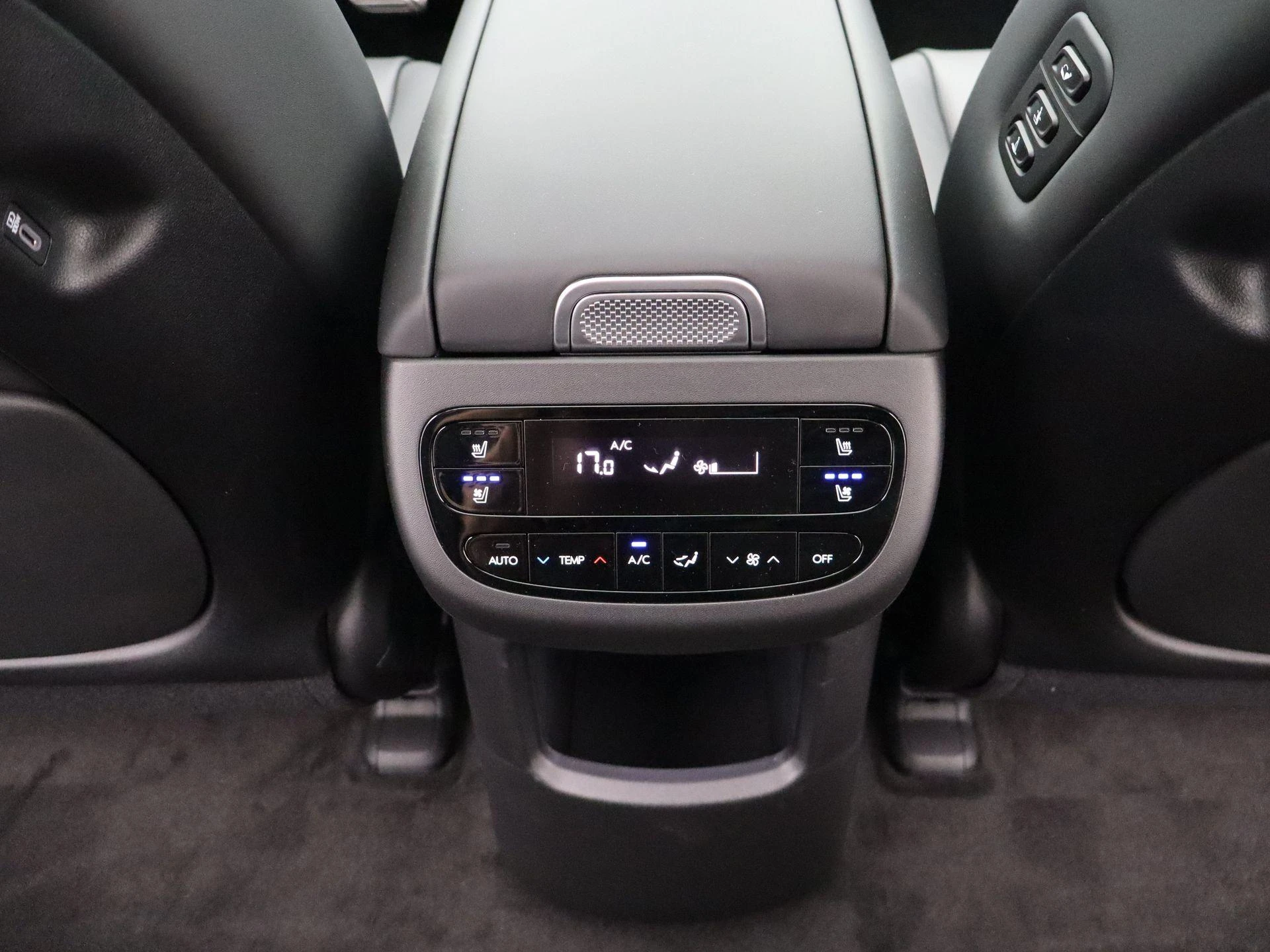 Hyundai-IONIQ 9-image-45