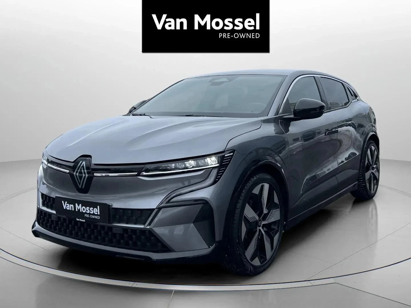 Renault-Megane E-Tech-image-0