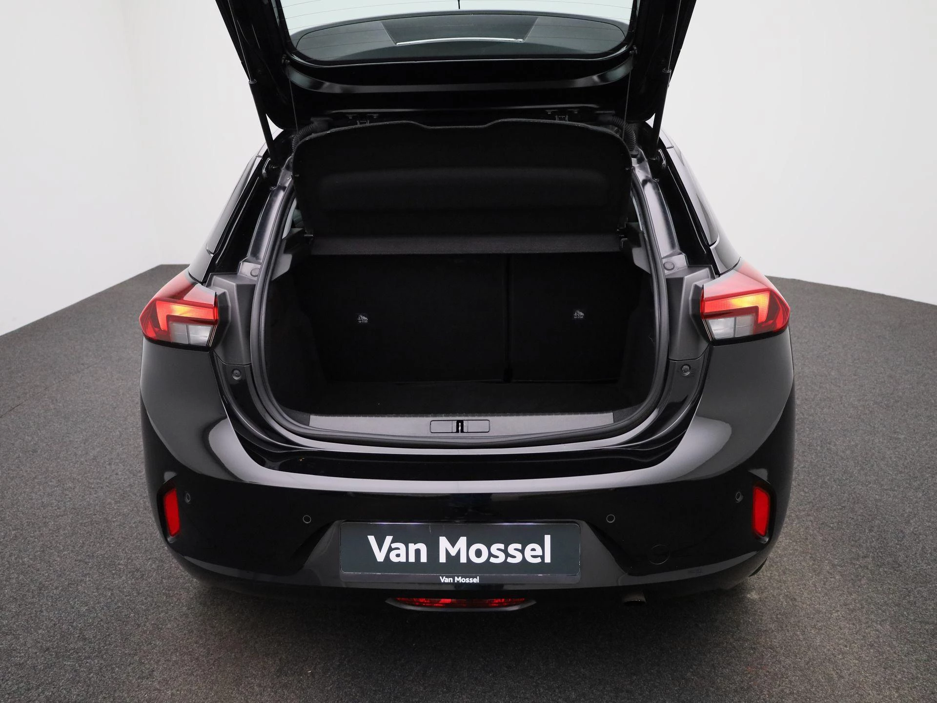 Opel-Corsa-image-10
