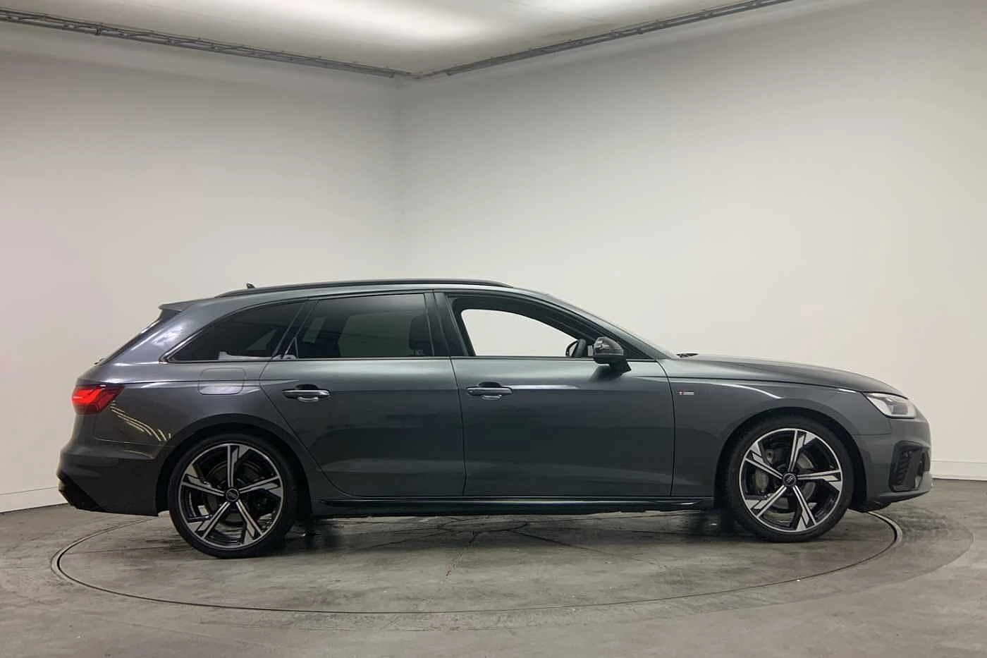 Audi-A4-image-3