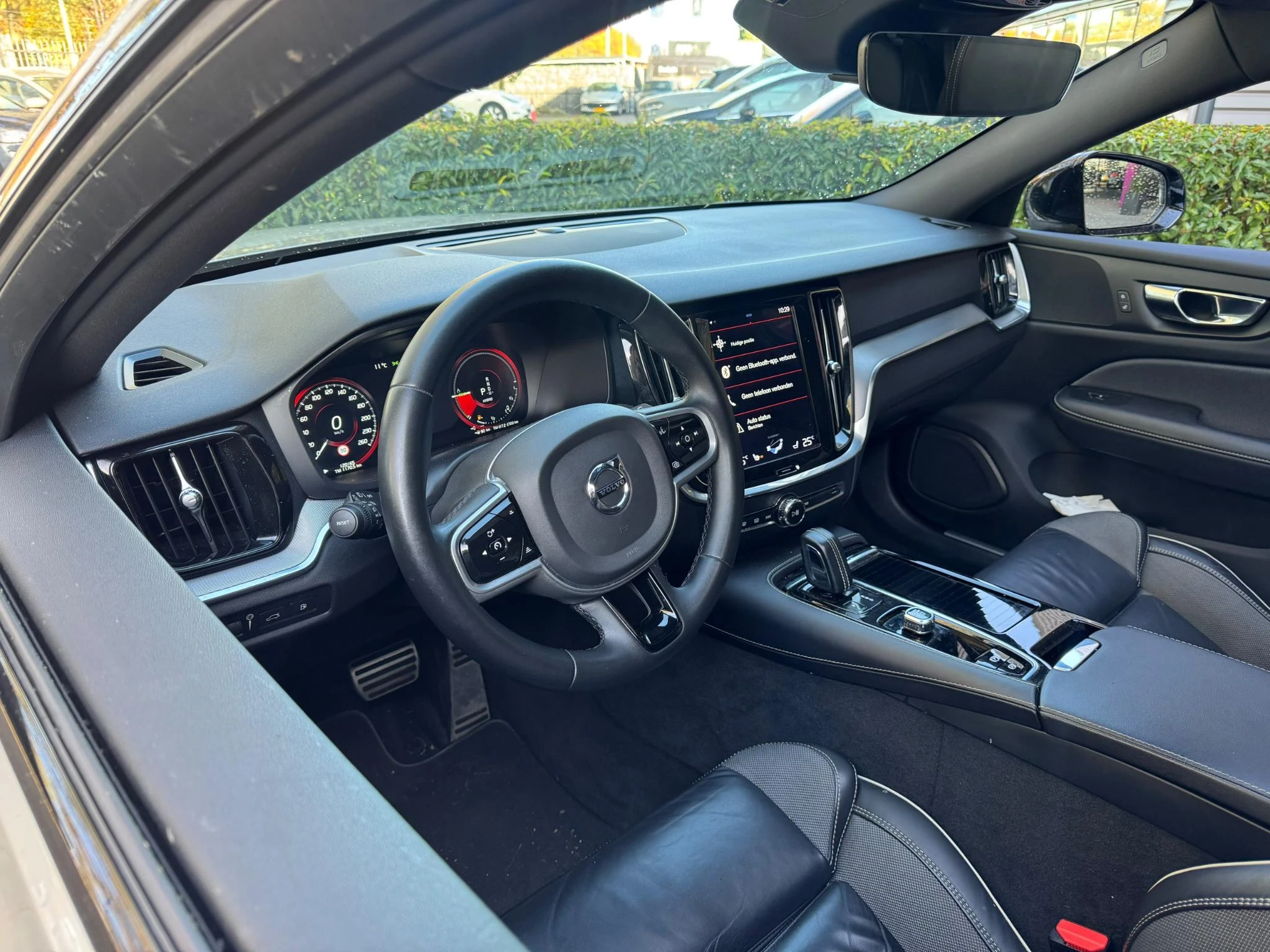 Volvo-V60-image-9