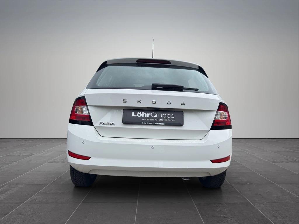 Škoda-Fabia-image-2
