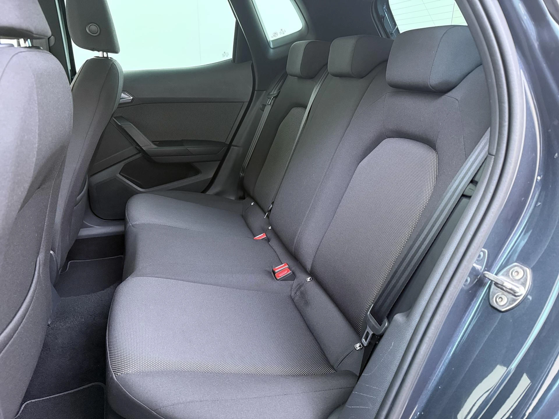 SEAT-Arona-image-15