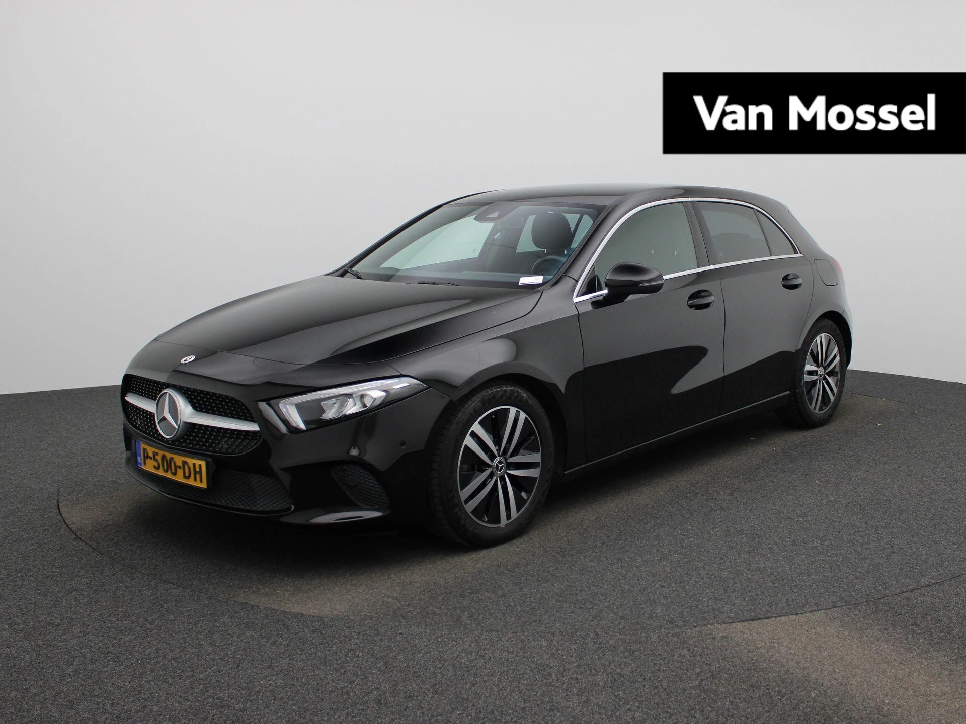 Mercedes-Benz-A-Klasse-image-0