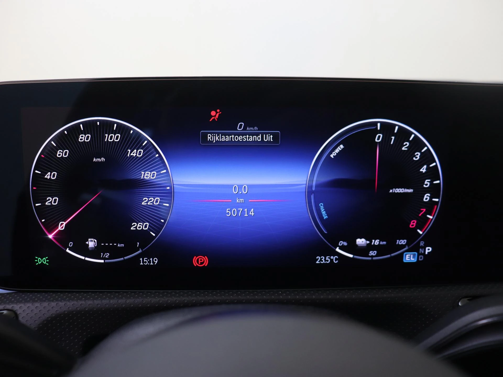Mercedes-Benz-A-Klasse-image-11